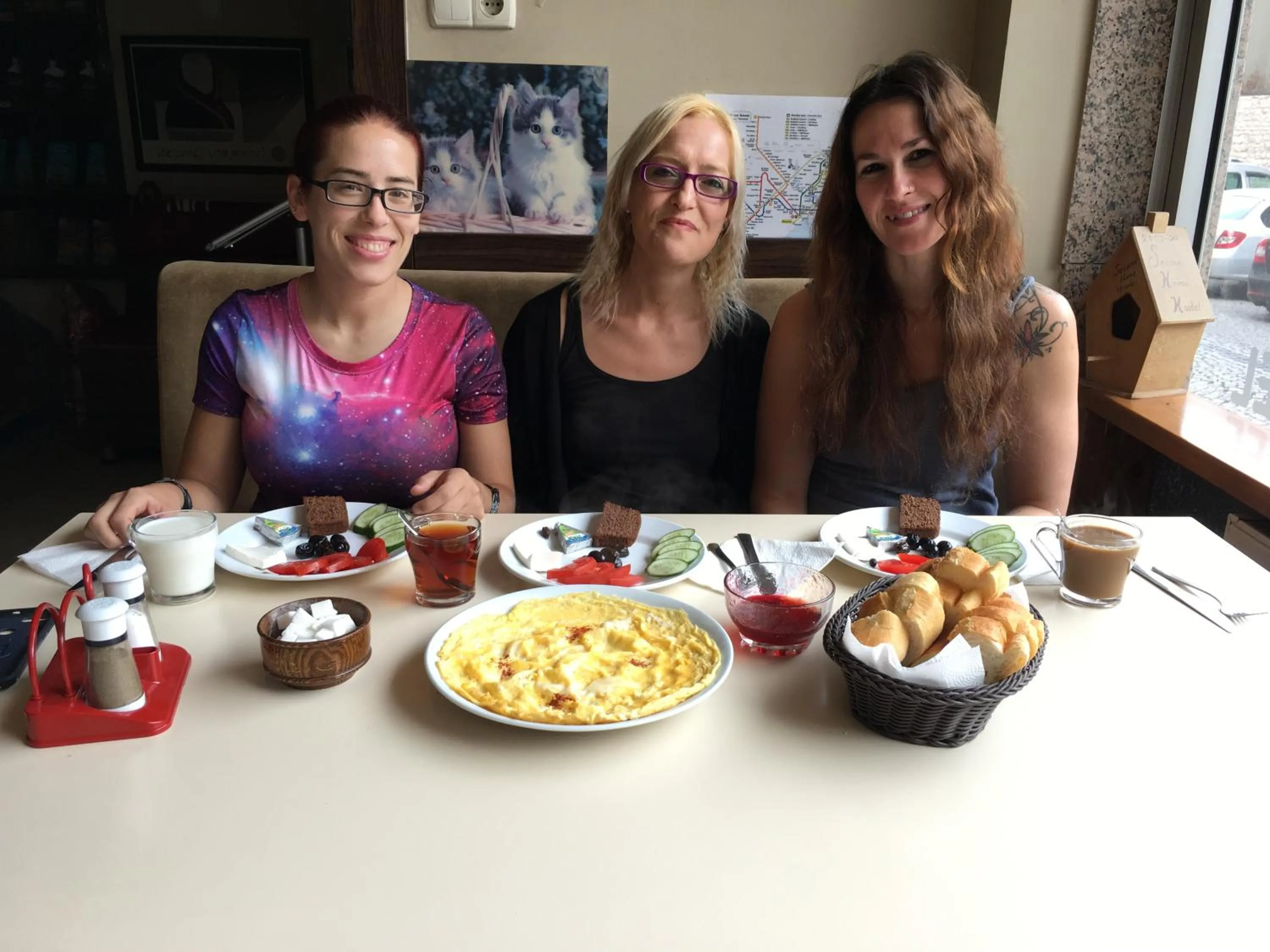 Breakfast in Second Home Suites