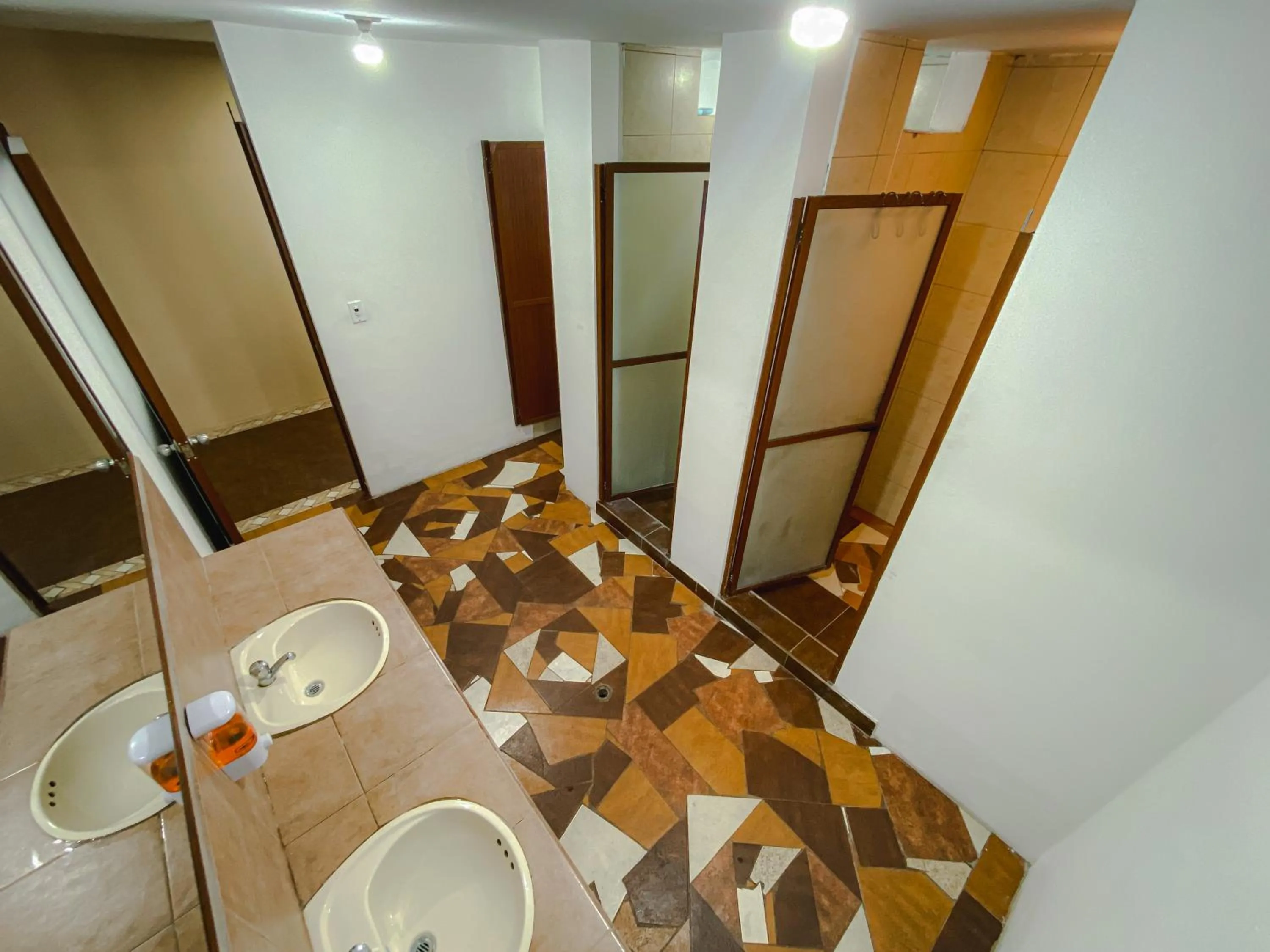 Bathroom in Villa de Tacvnga Hotel