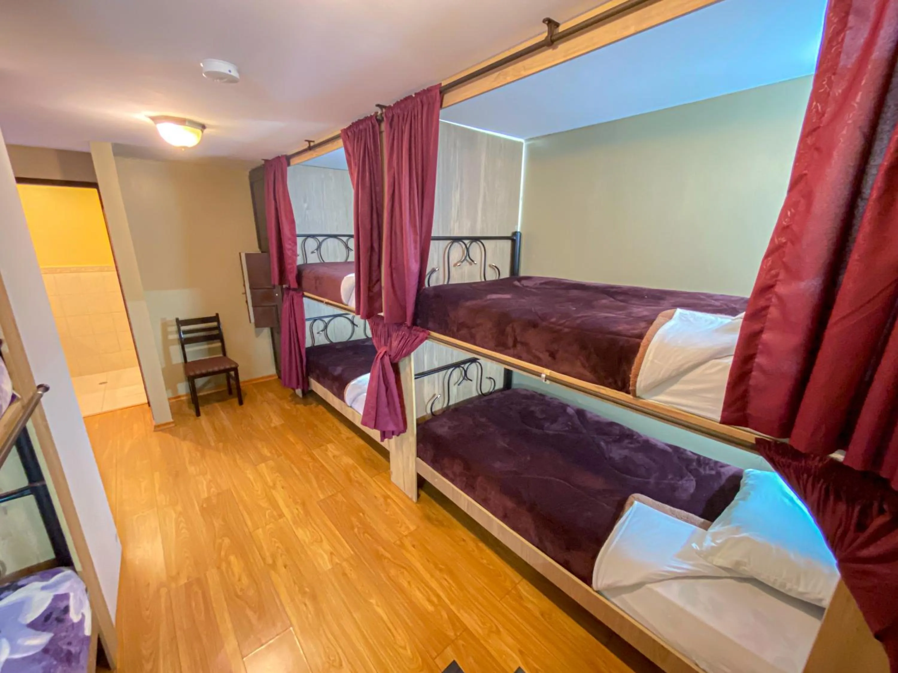 bunk bed, Bed in Villa de Tacvnga Hotel