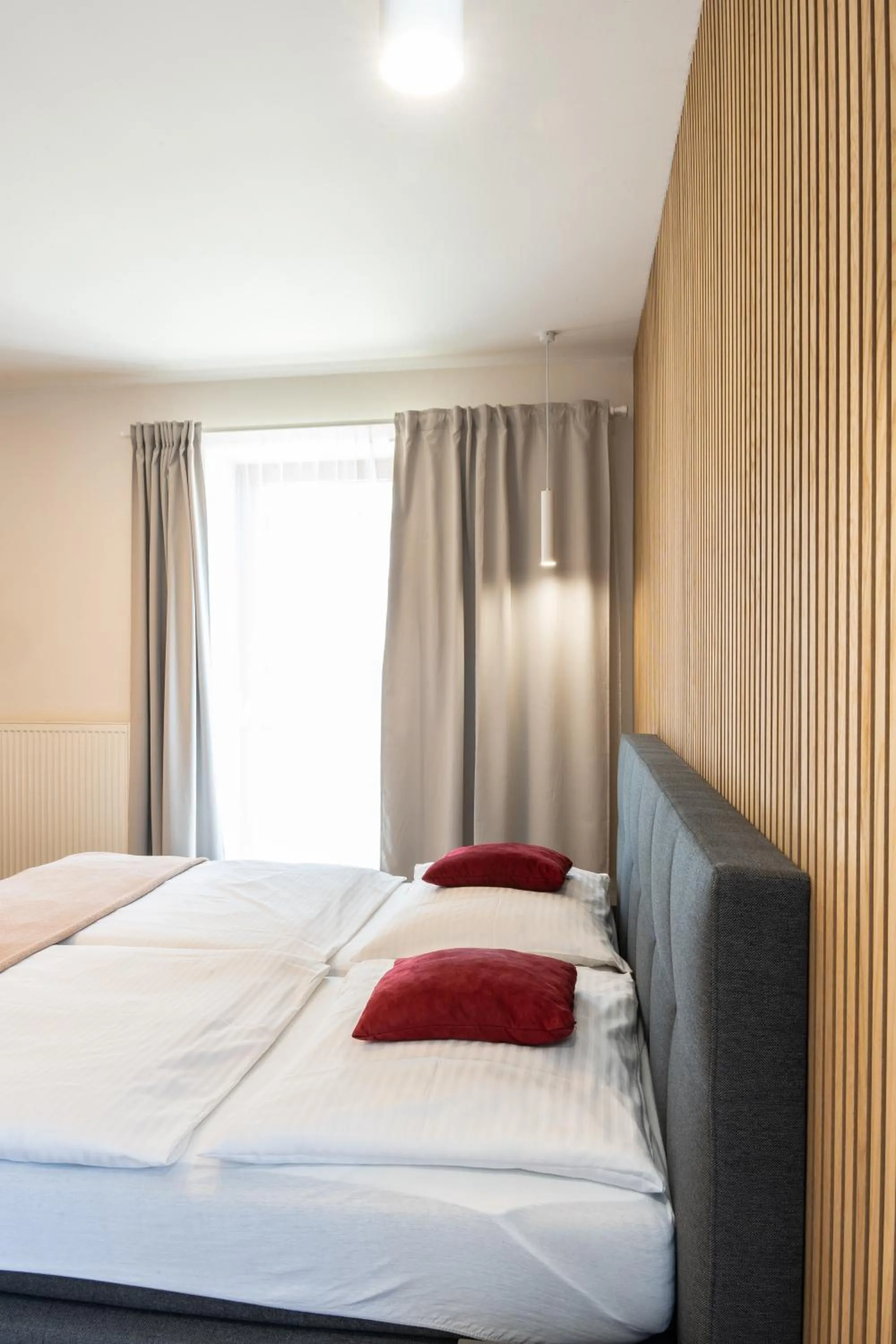 Bed in Hotel Sharingham