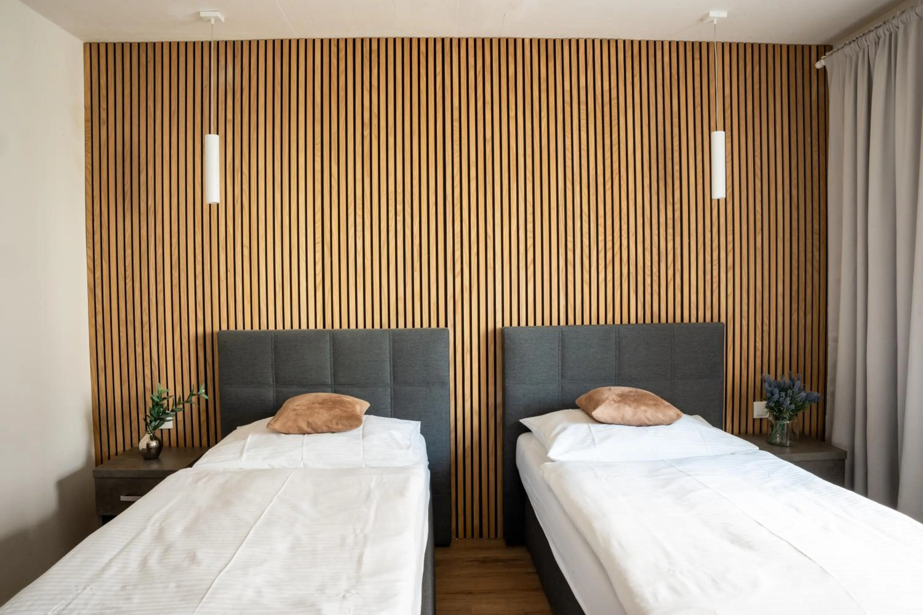 Bed in Hotel Sharingham