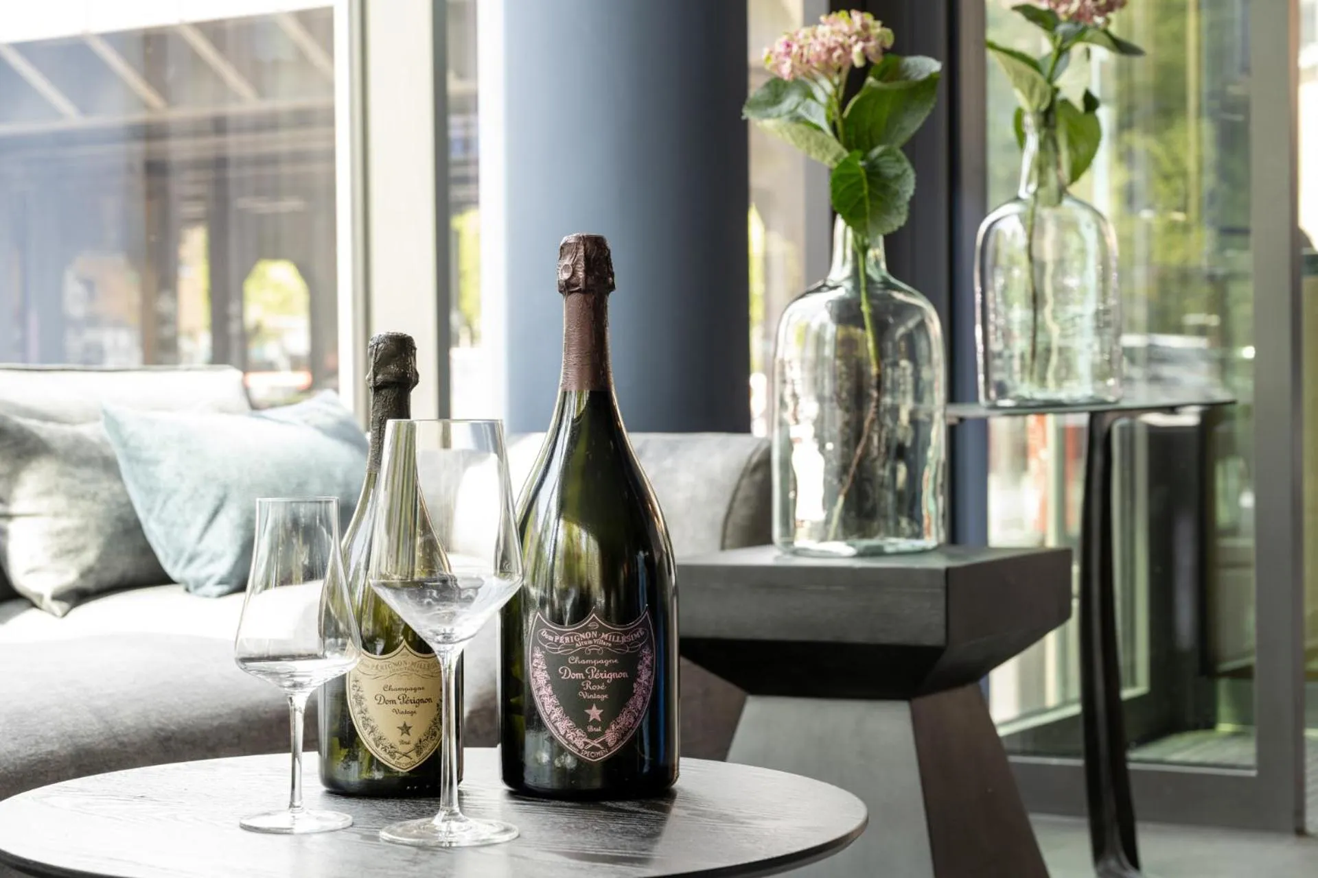 Lounge or bar in June Six Hotel Berlin City West