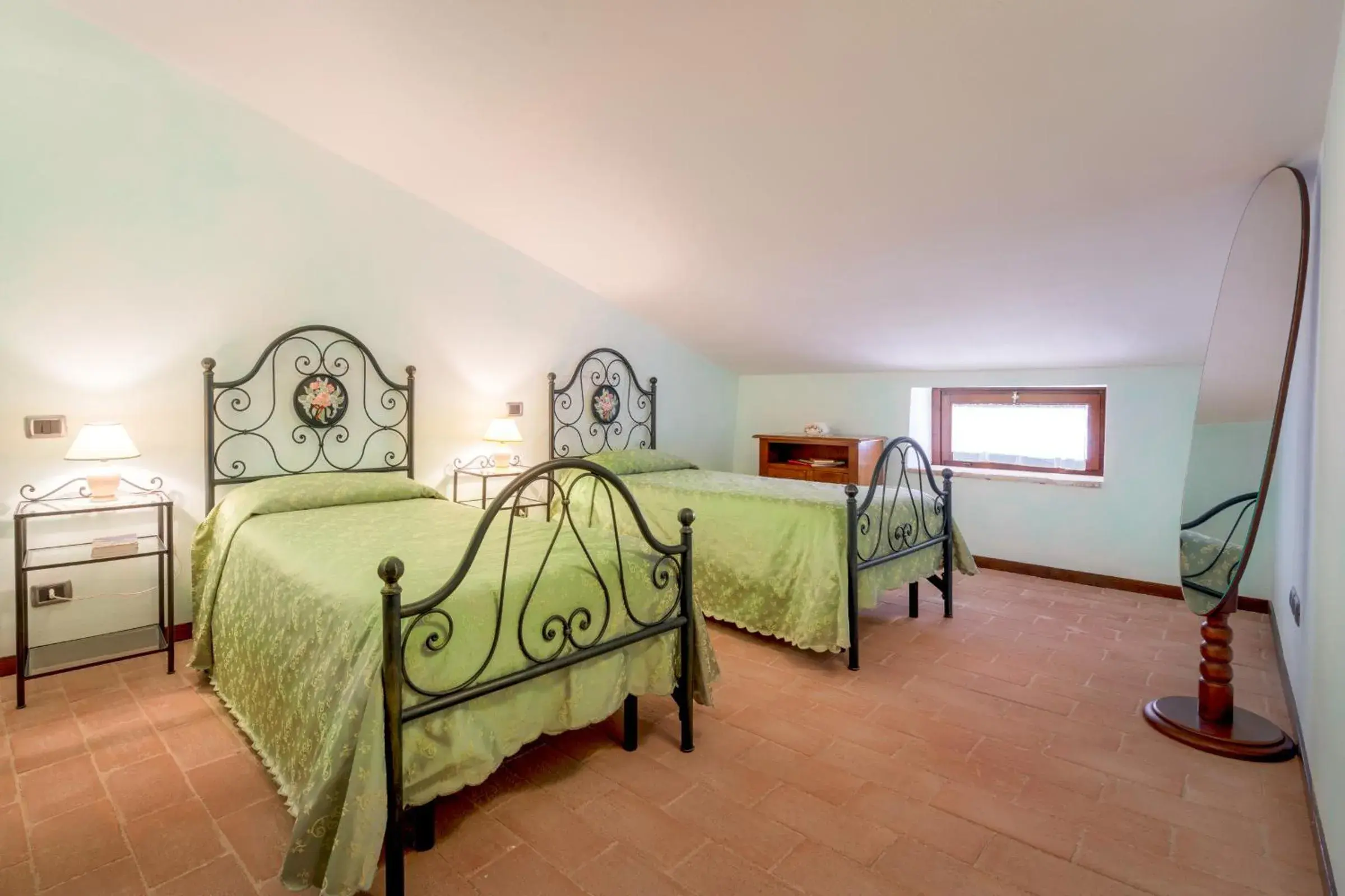 Three-Bedroom Apartment - single occupancy in Castello di Pupaggi Three-Bedroom Apartment - single occupancy in Castello di Pupaggi