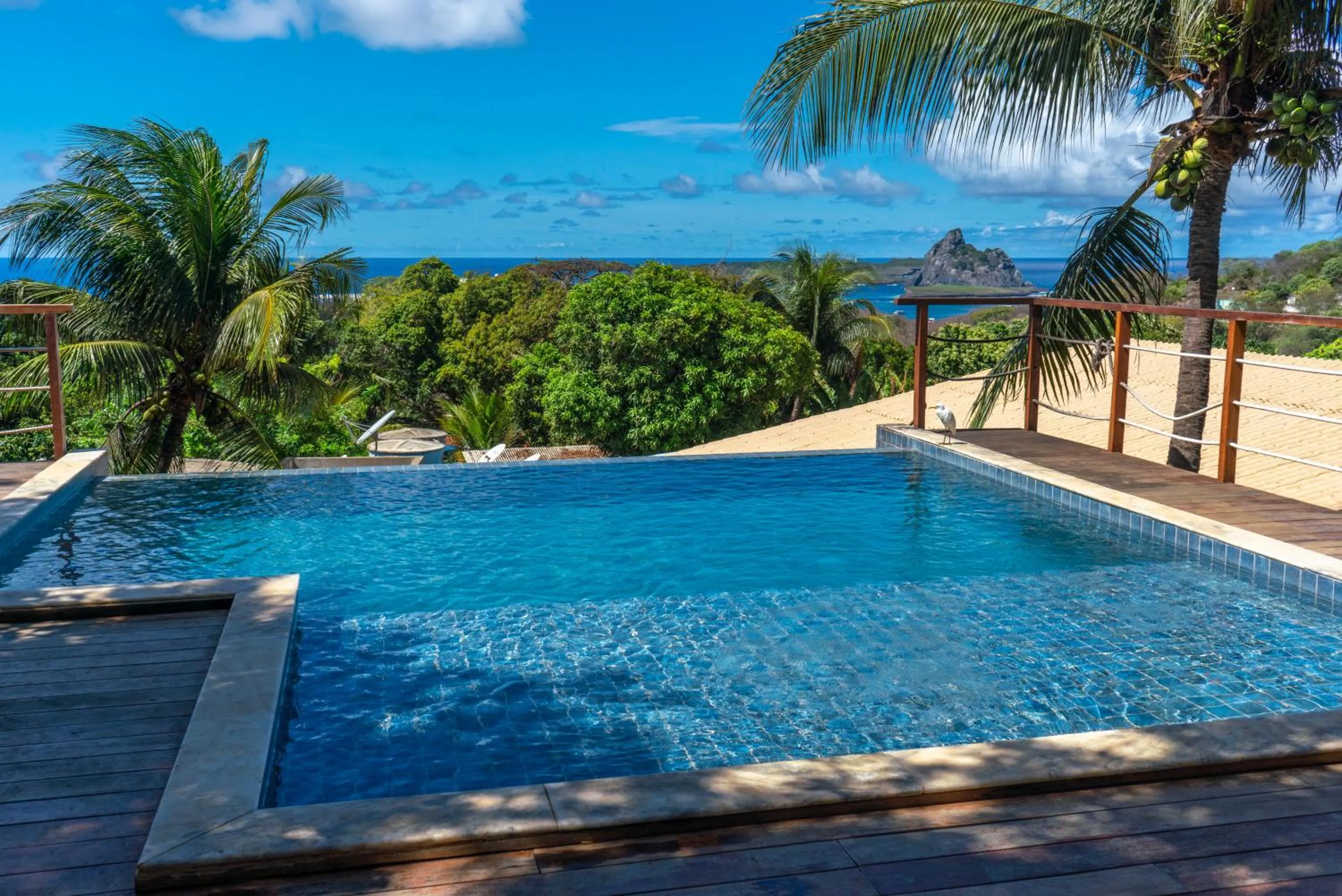 Swimming pool in Pousada Recanto