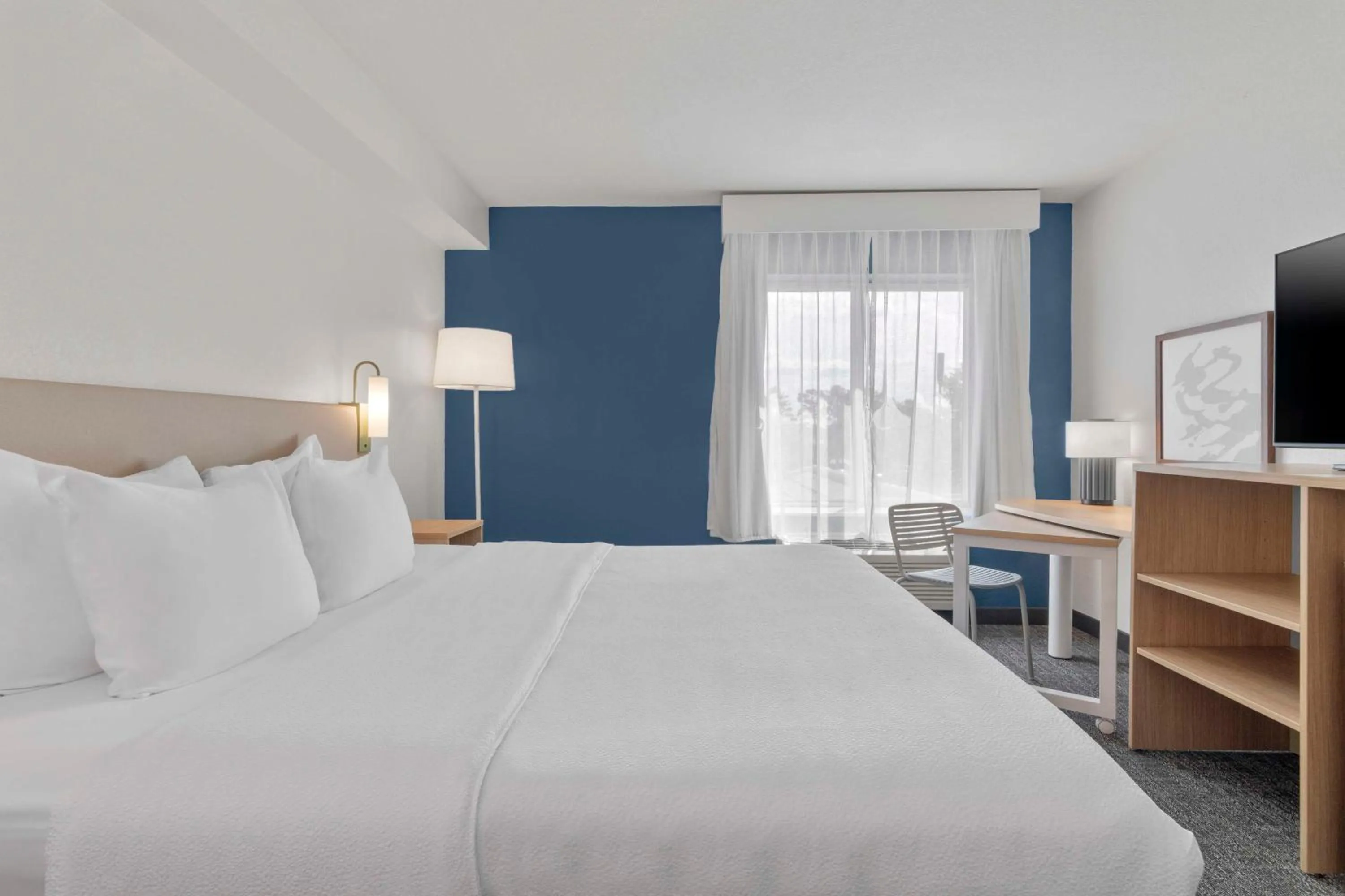 Bed in Best Western Orlando Theme Parks