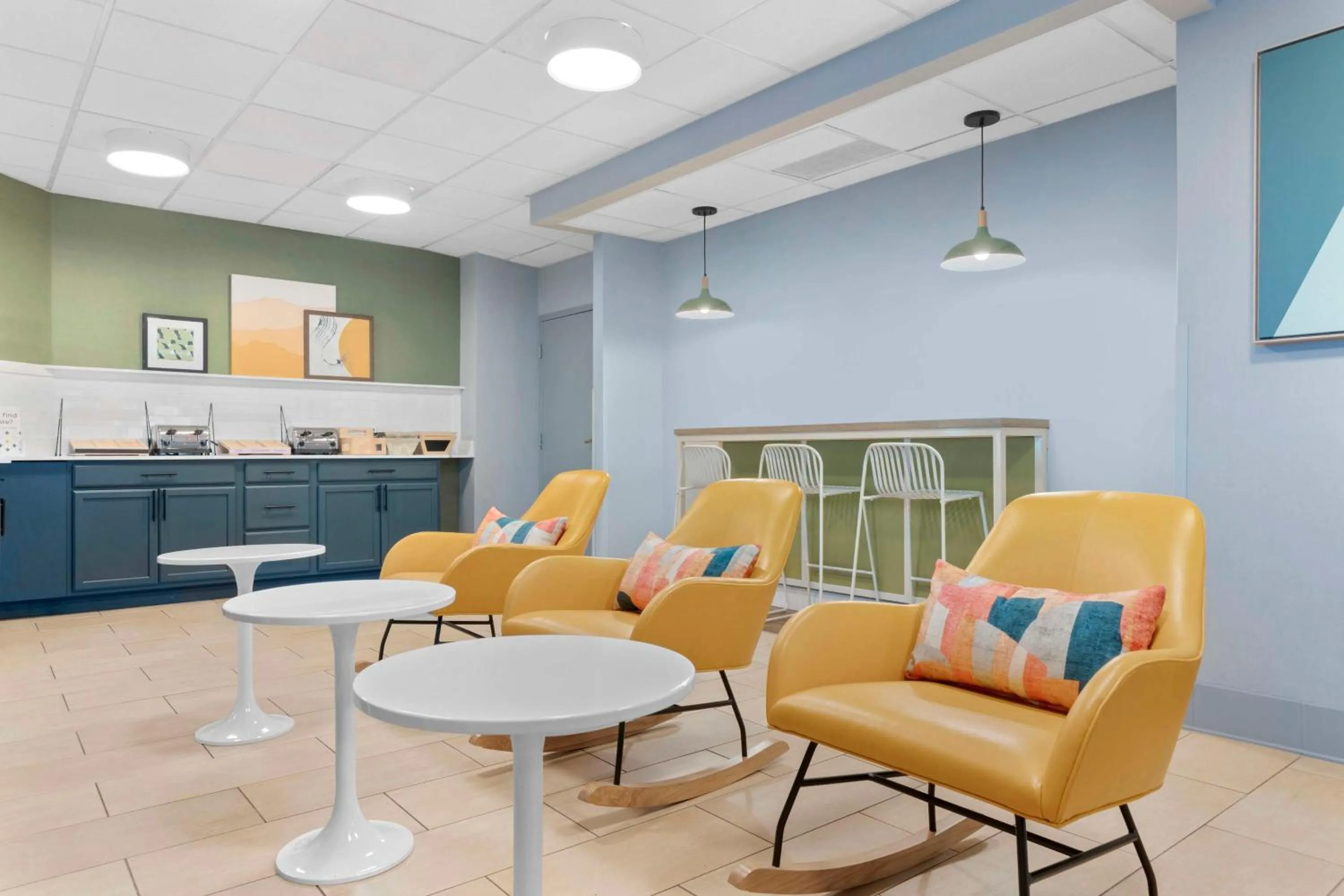 Breakfast in Best Western Orlando Theme Parks