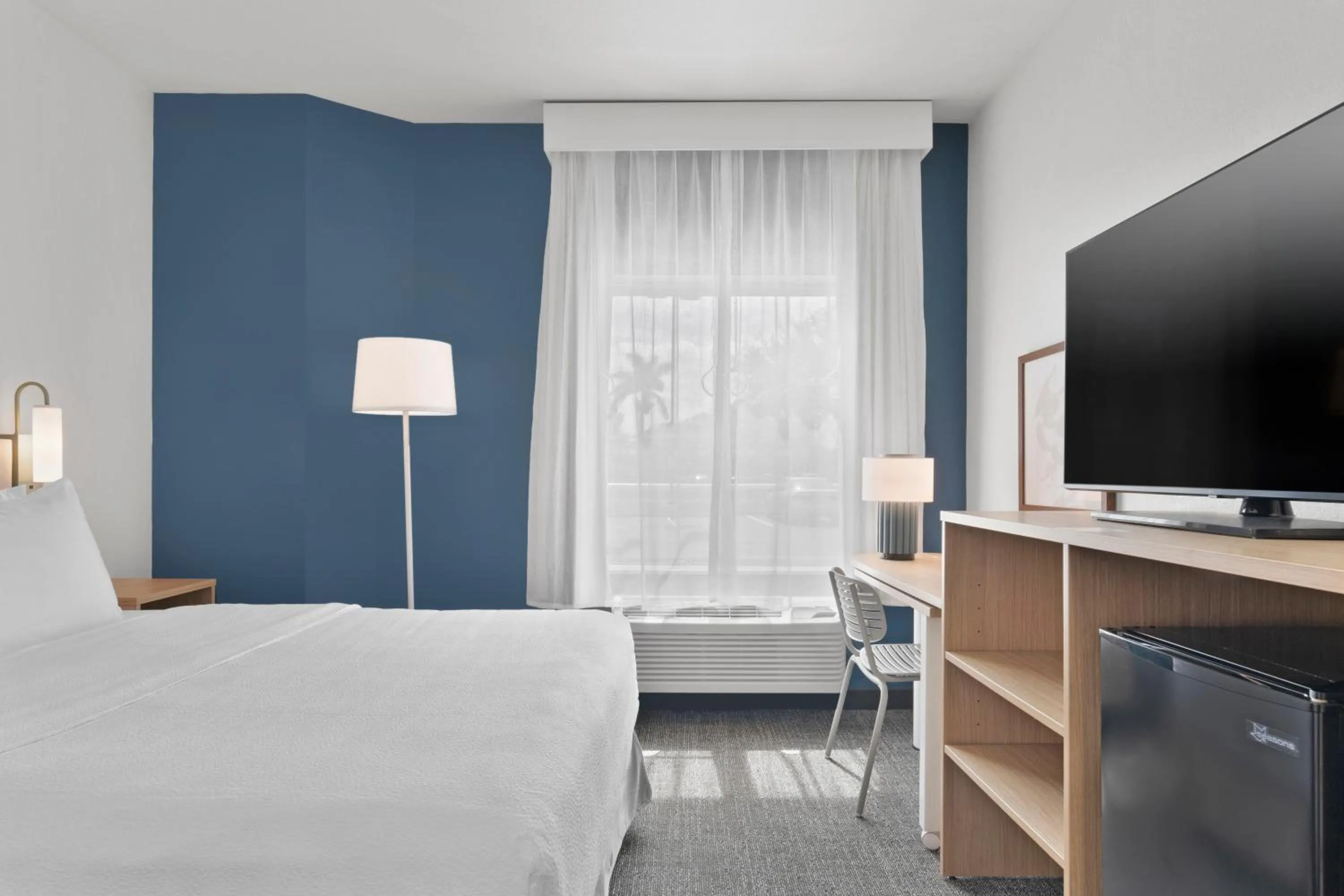 Bed in Best Western Orlando Theme Parks