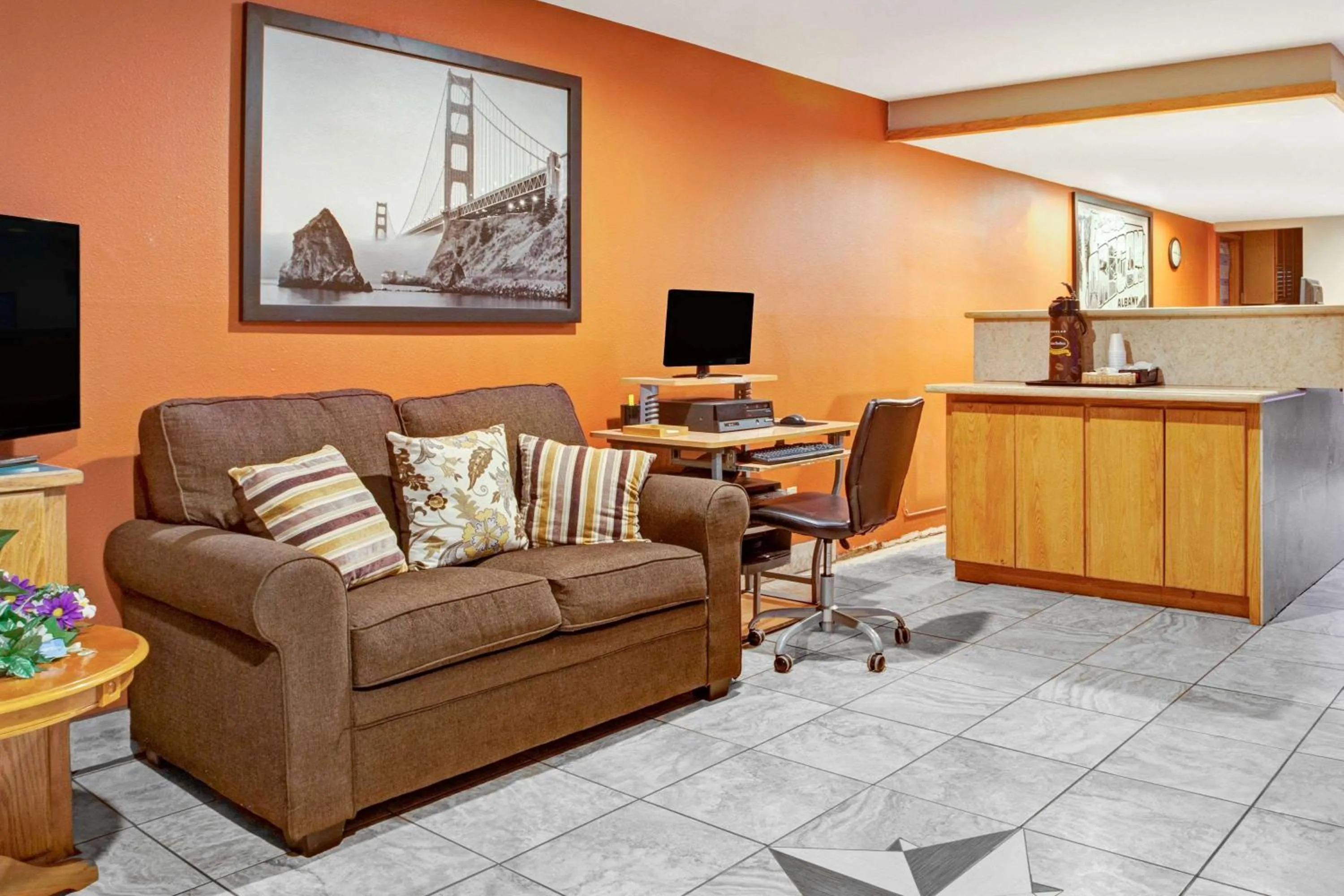 On site in Super 8 by Wyndham Albany