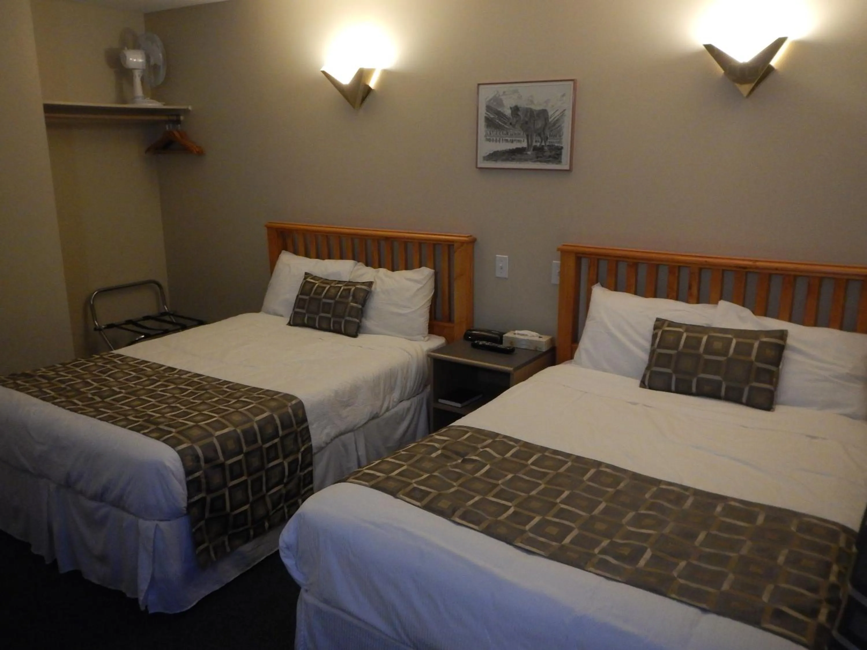 Bed in Fernie Slopeside Lodge