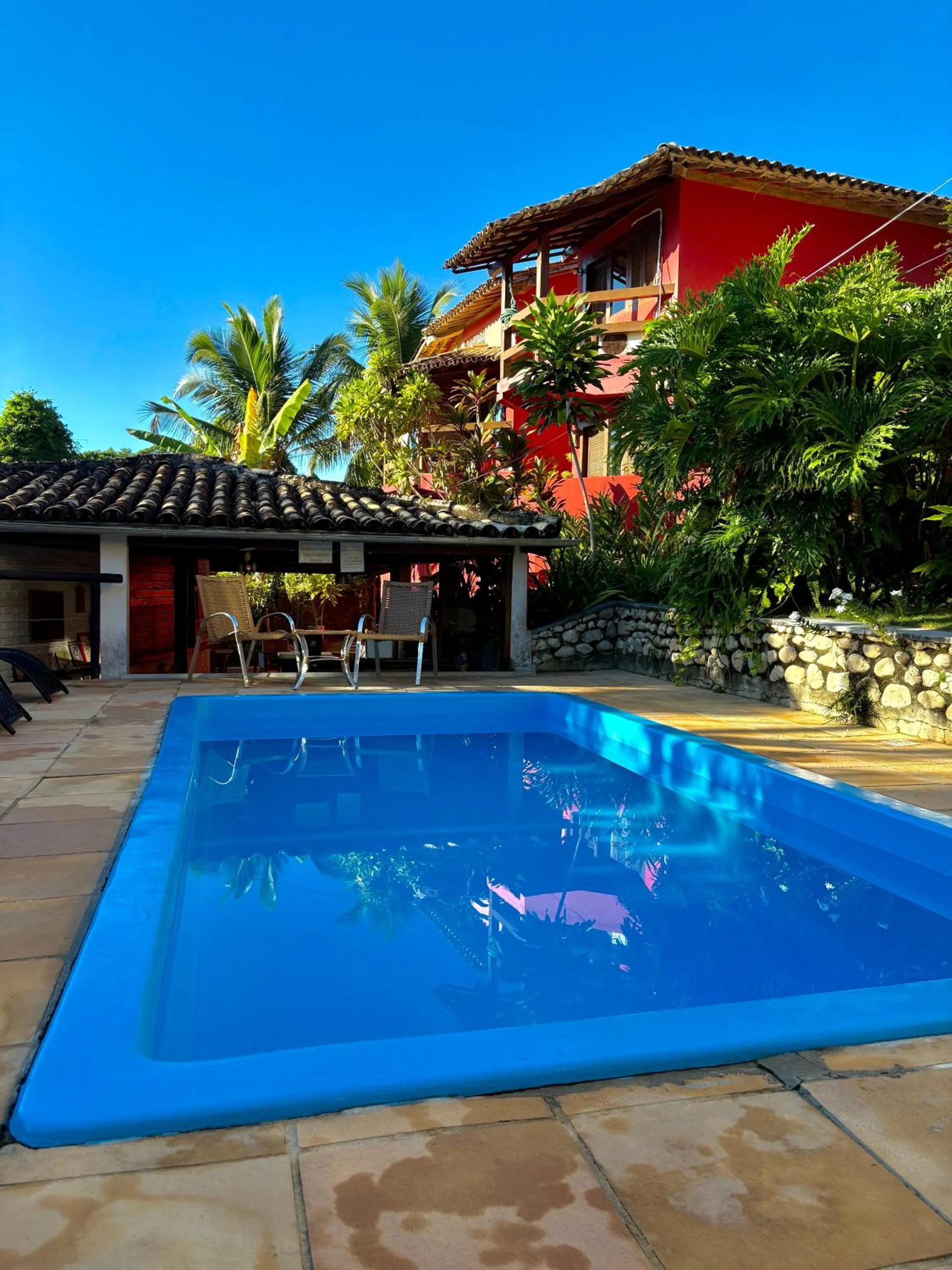 Swimming pool in Novos Baianos Hostel e Pousada
