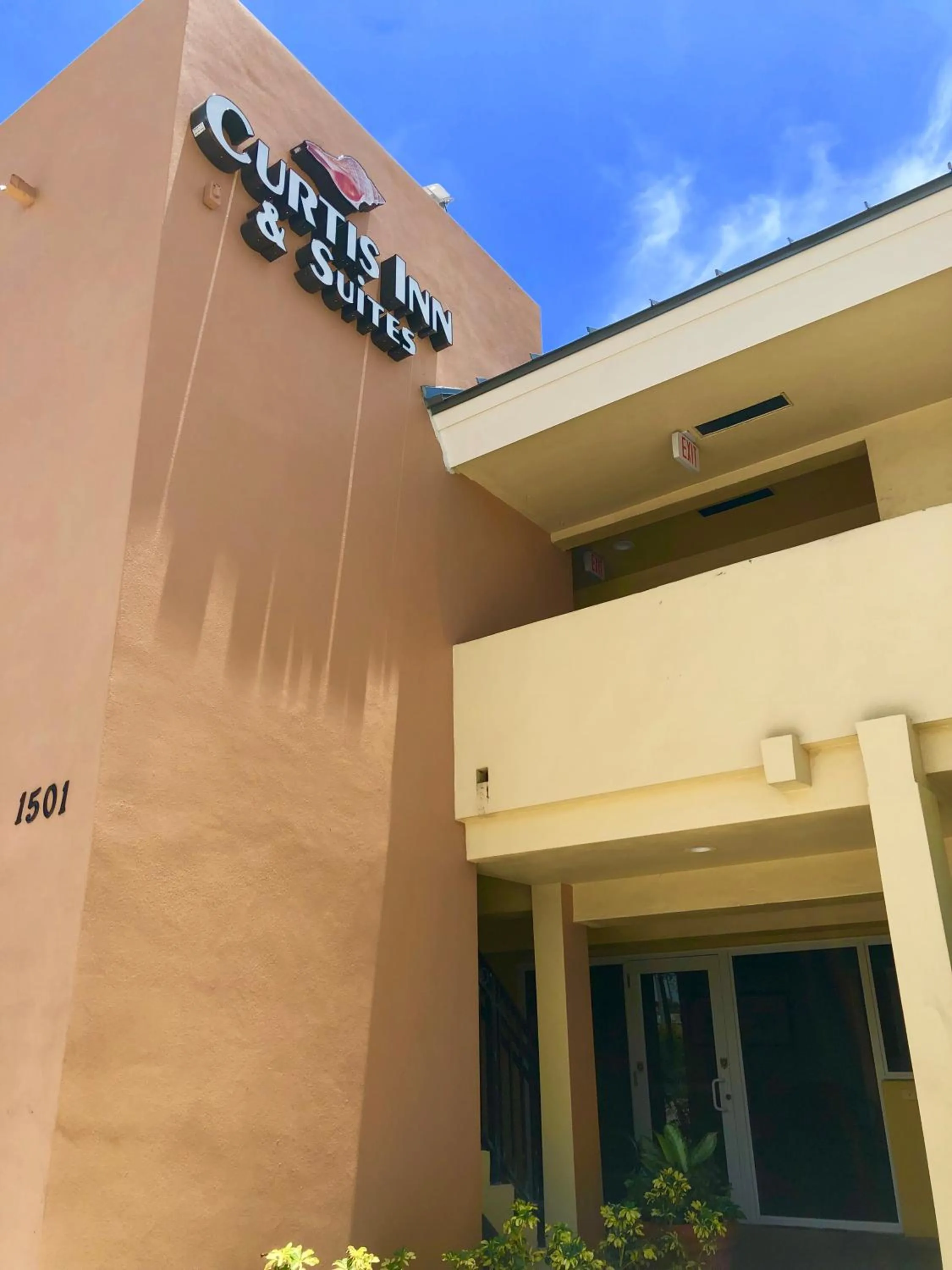 Property building in Curtis Inn & Suites