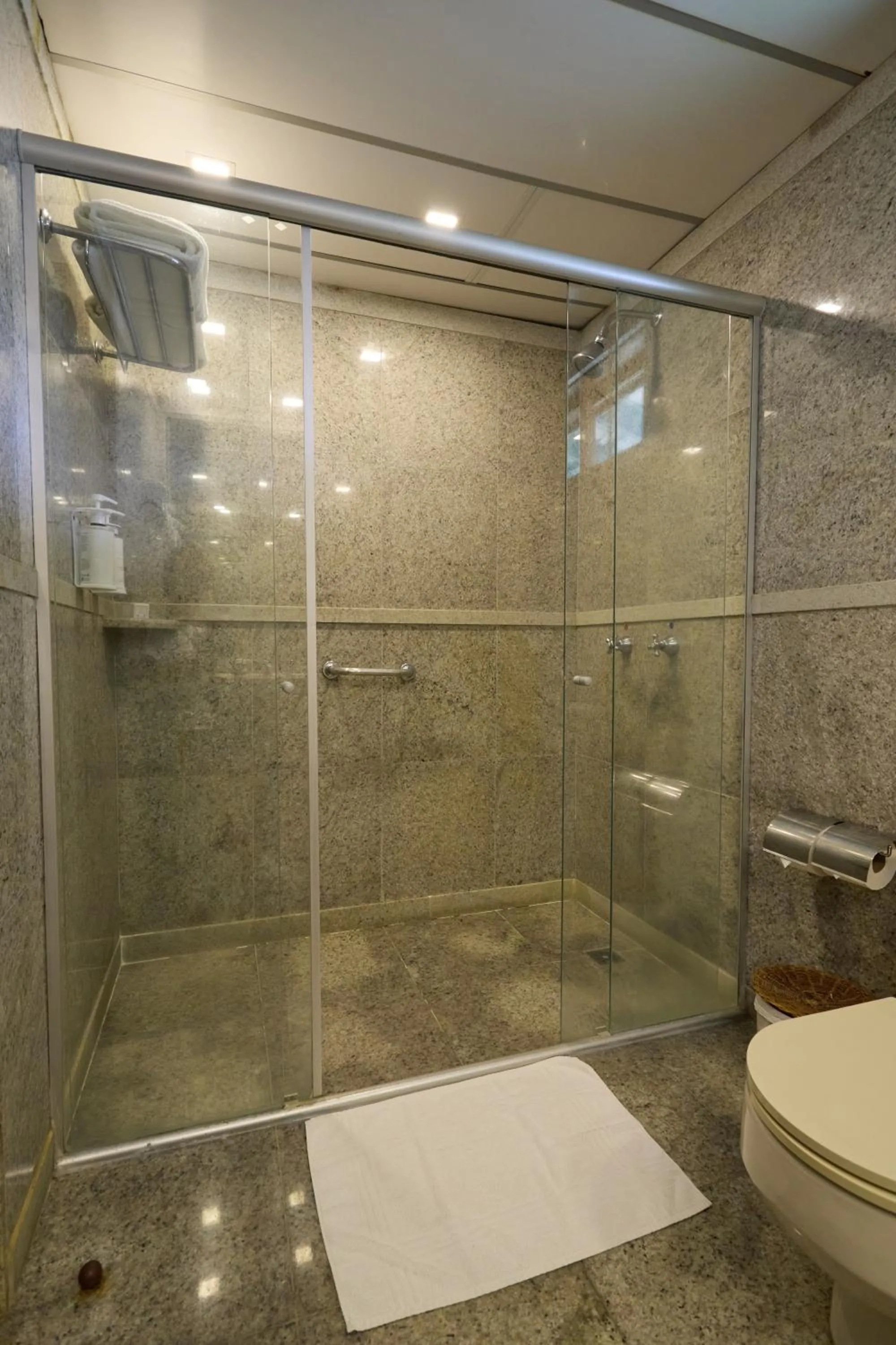 Shower in Transamerica Comandatuba - All Inclusive Resort