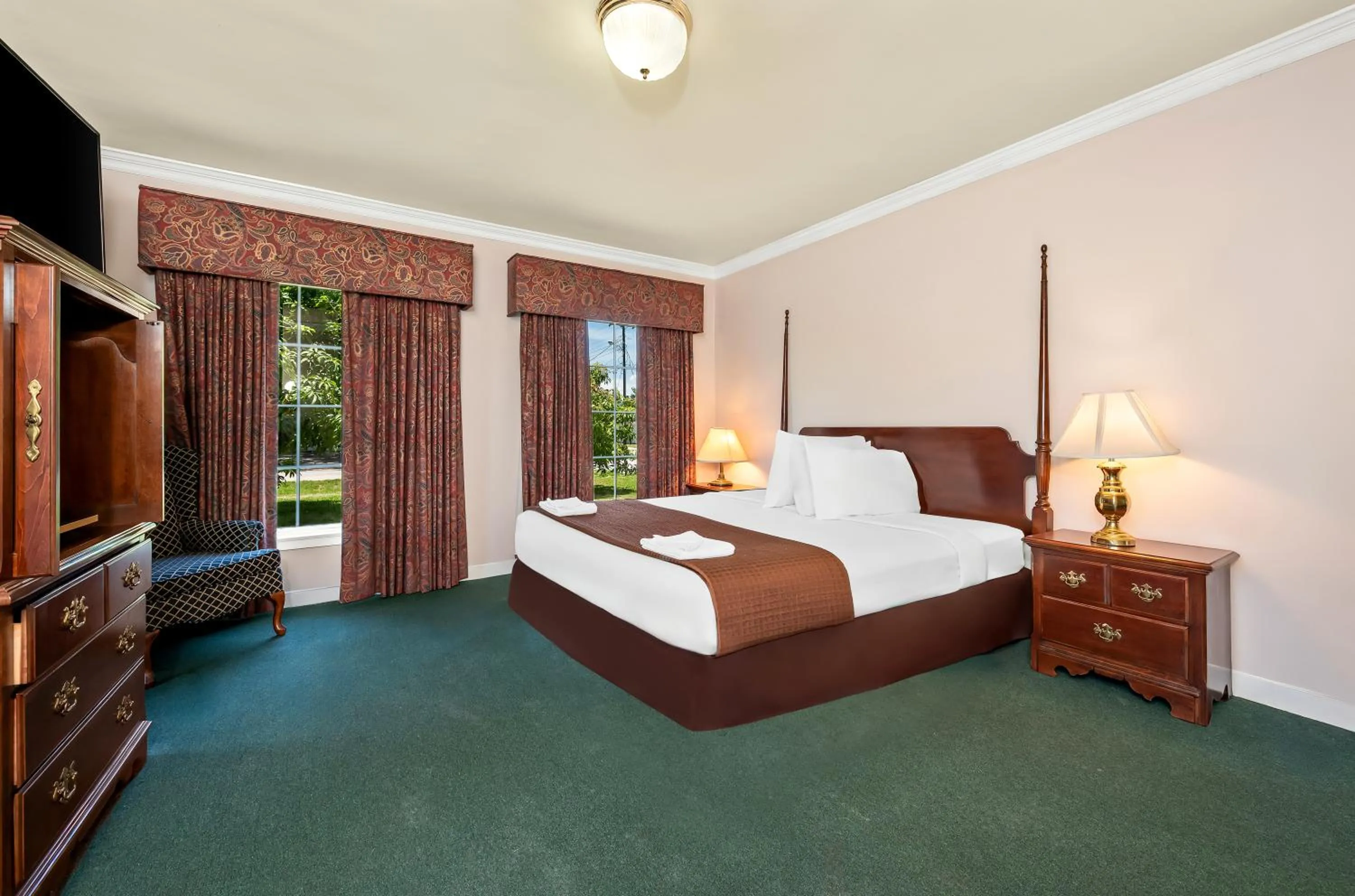 TV and multimedia, Bed in Americas Best Value Inn Historic Clewiston Inn