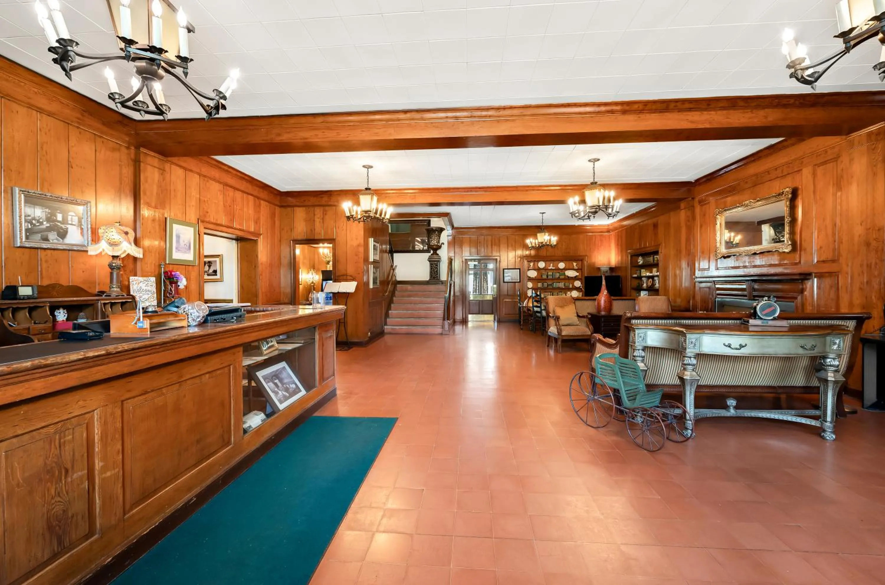 Lobby or reception in Americas Best Value Inn Historic Clewiston Inn