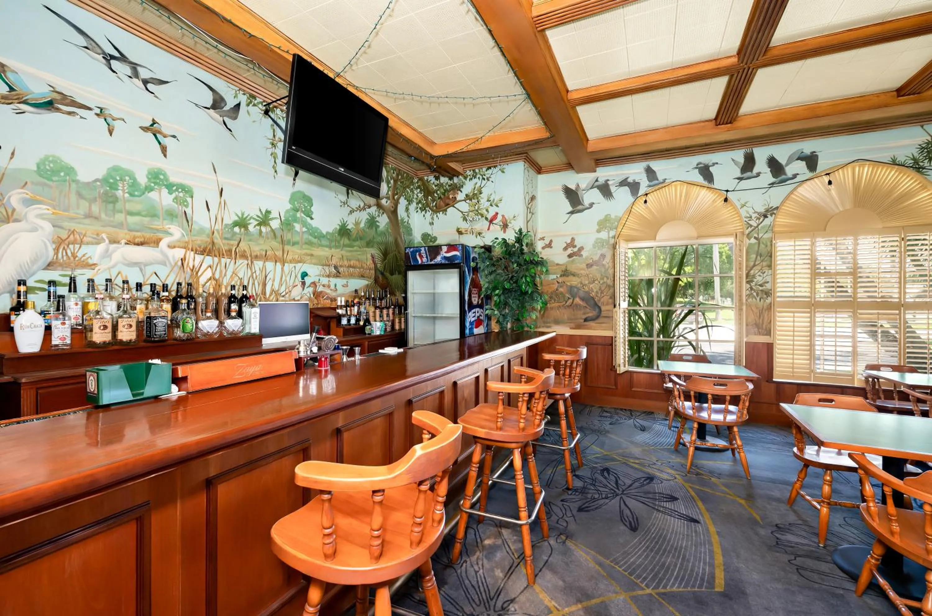 Lounge or bar in Americas Best Value Inn Historic Clewiston Inn