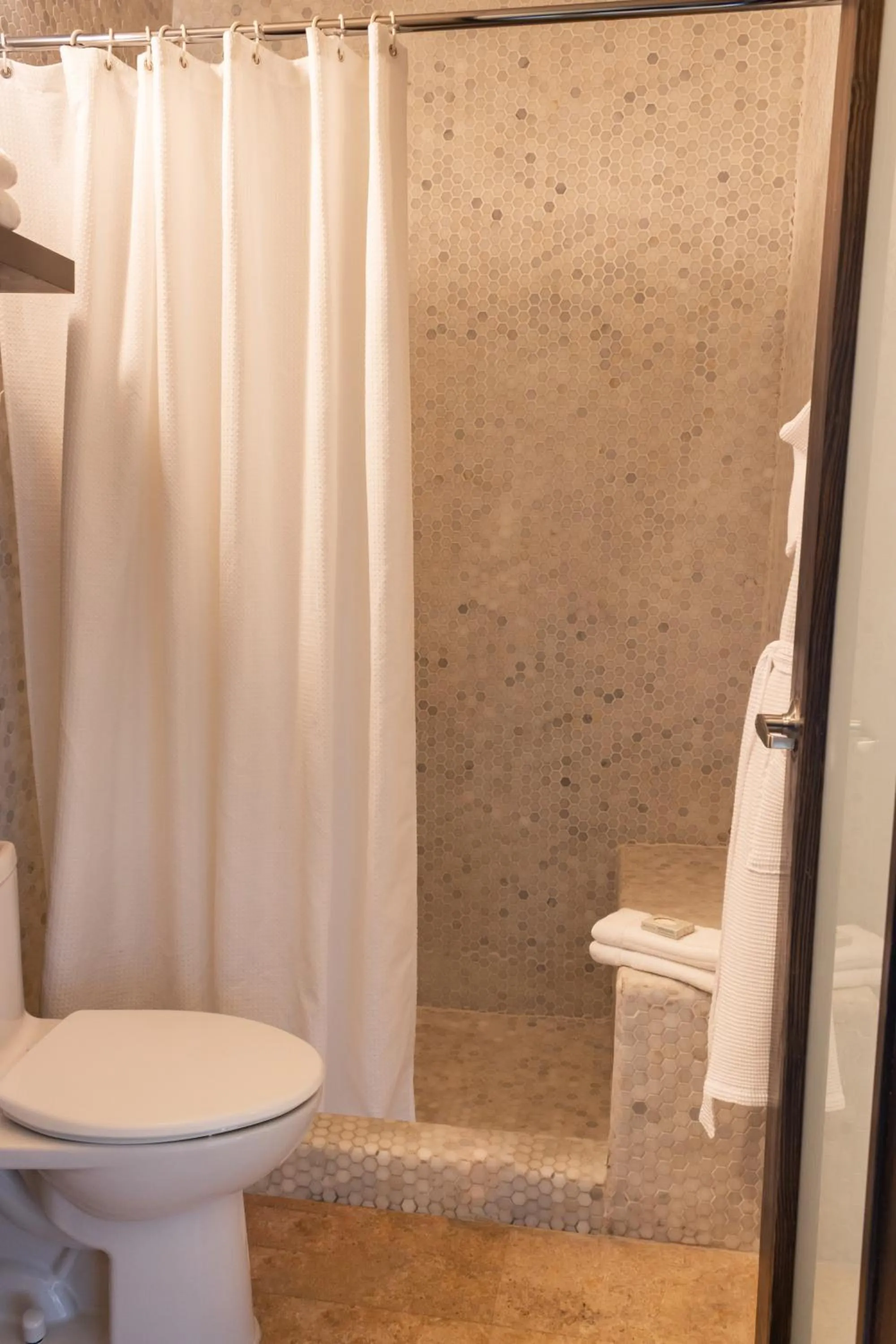 Shower in Ciqala Suites Hotel - San Juan