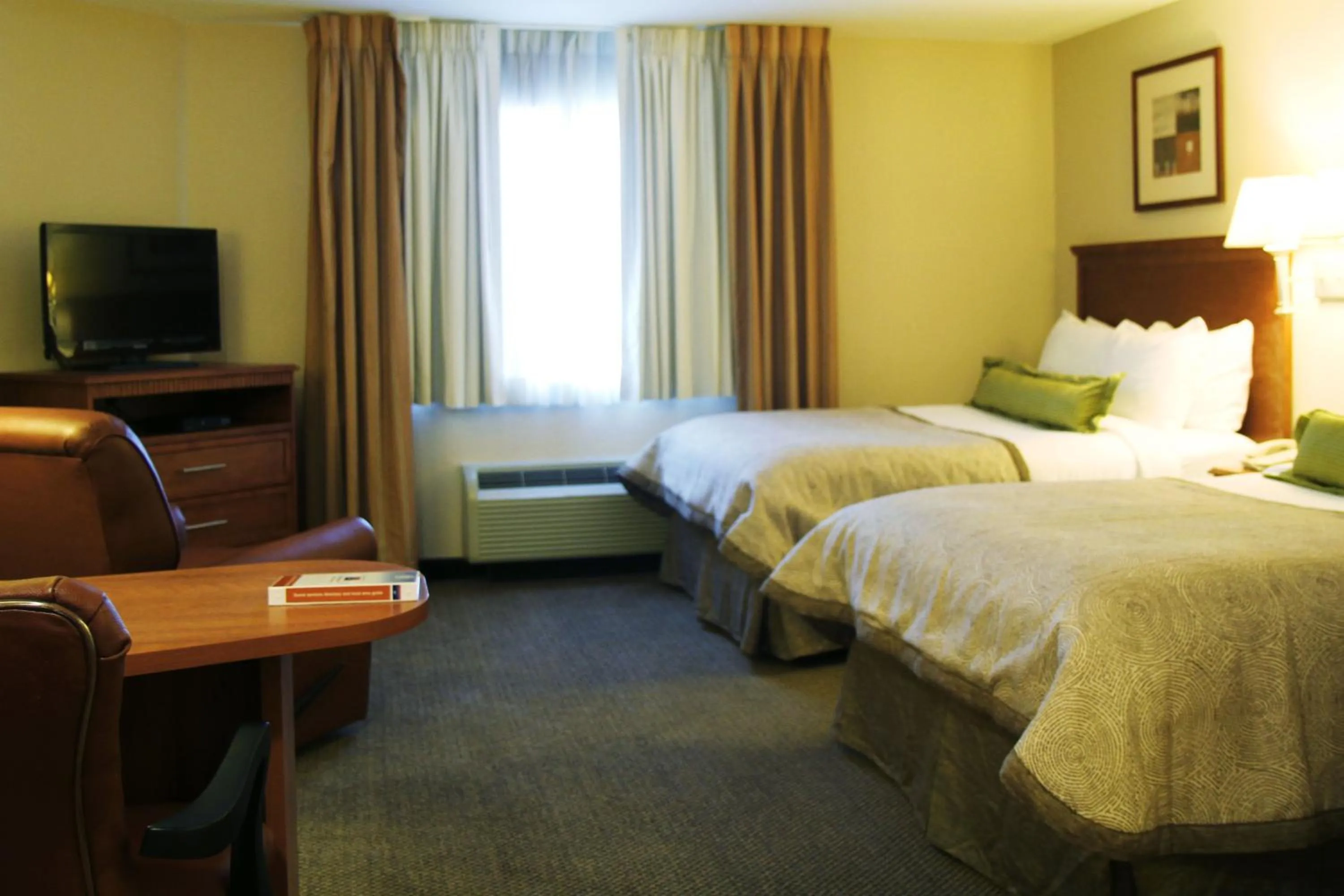 Photo of the whole room, Bed in Candlewood Suites Lake Charles-Sulphur by IHG