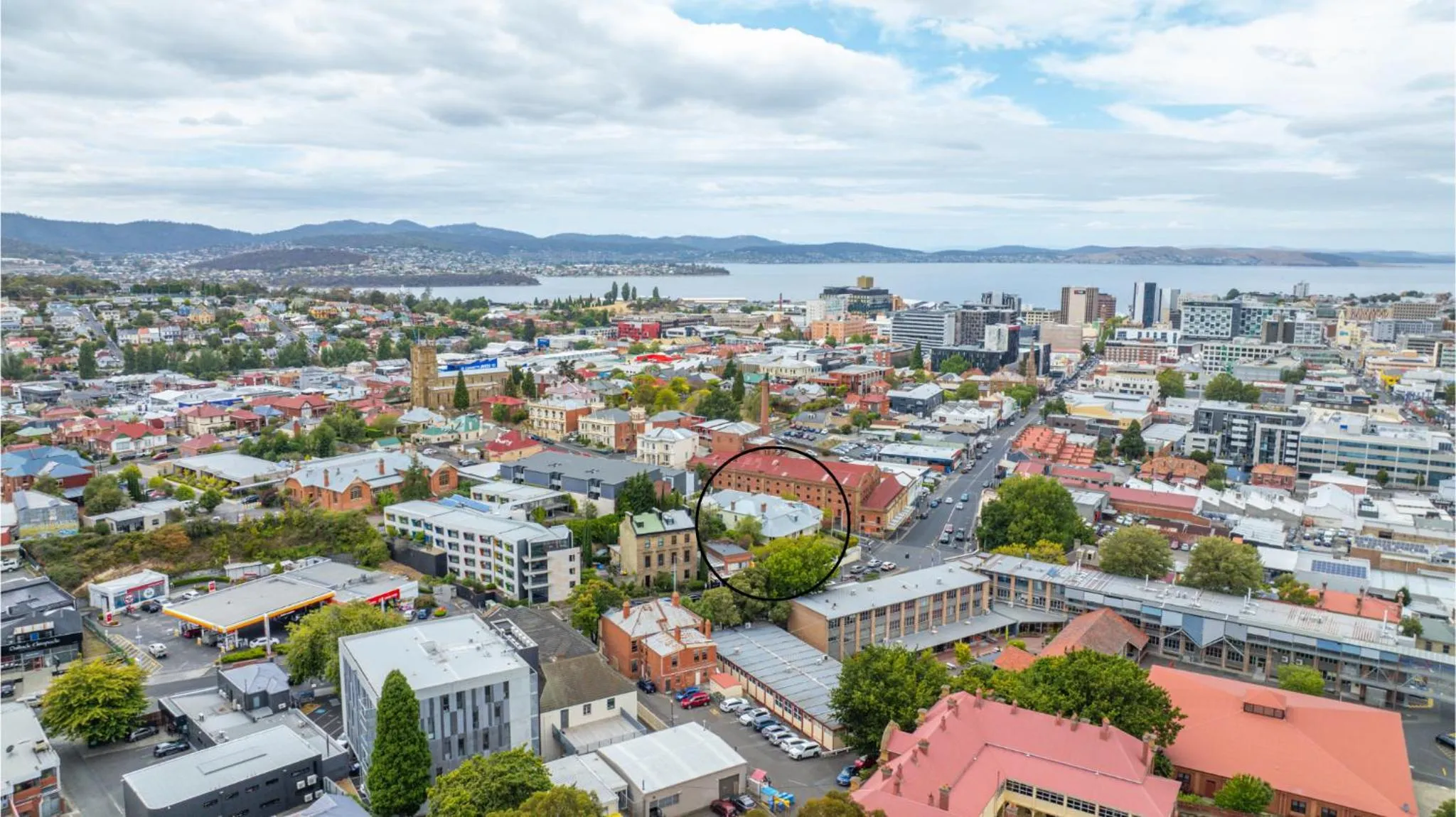 Bird's eye view in The Lodge on Elizabeth