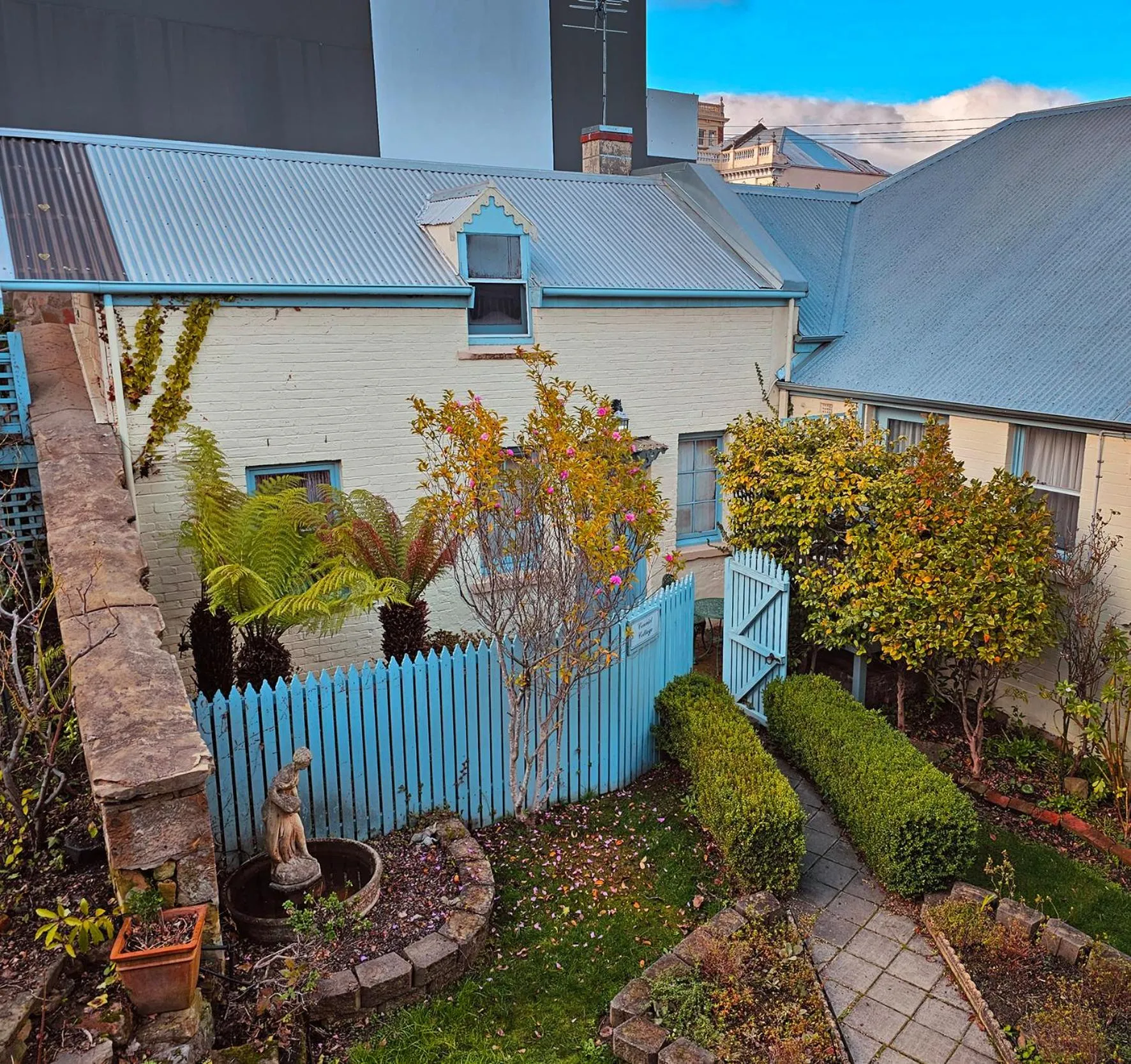 Property building in The Lodge on Elizabeth