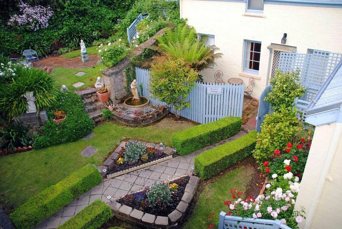 The Lodge on Elizabeth