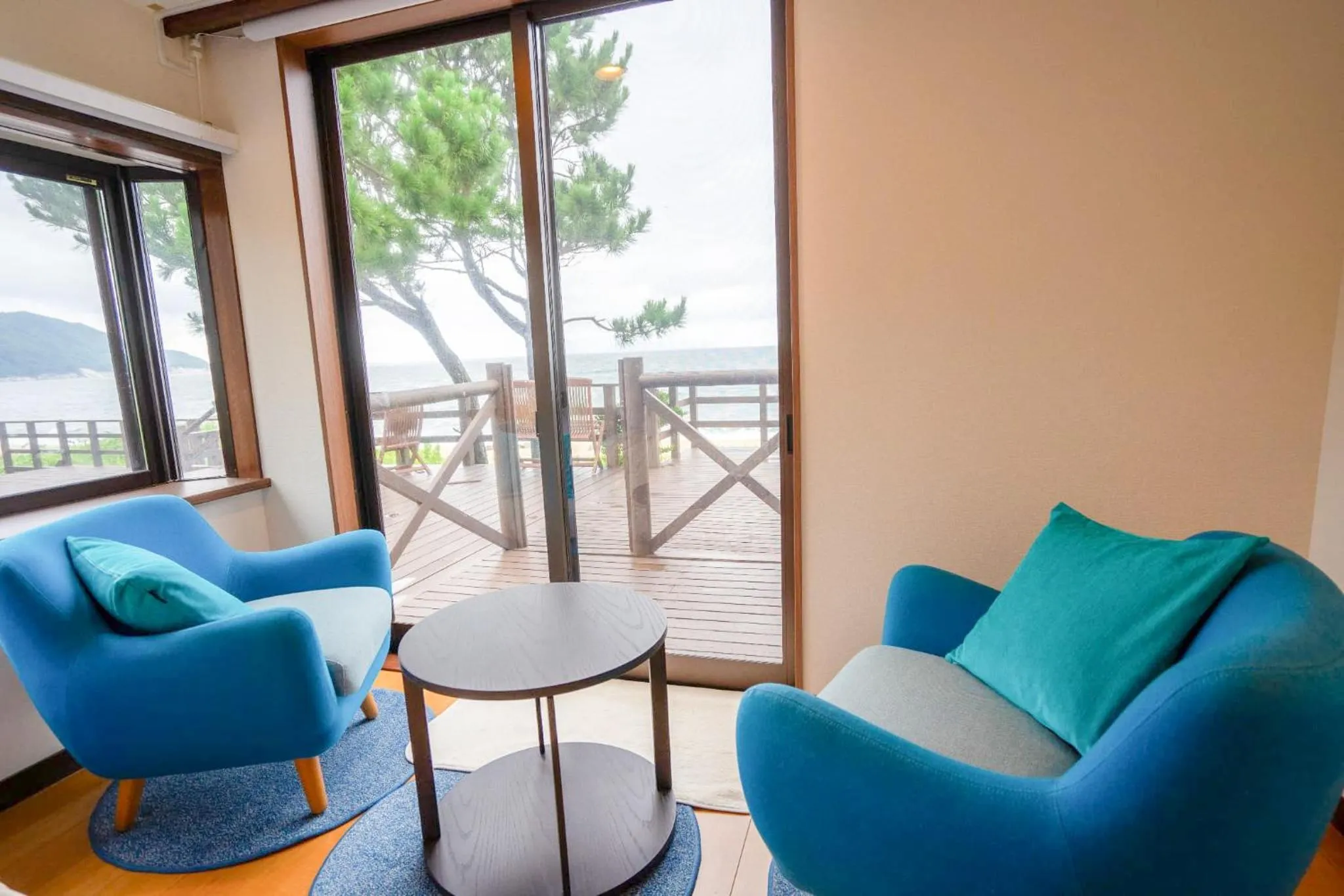Photo of the whole room in Marine Blue Yakushima
