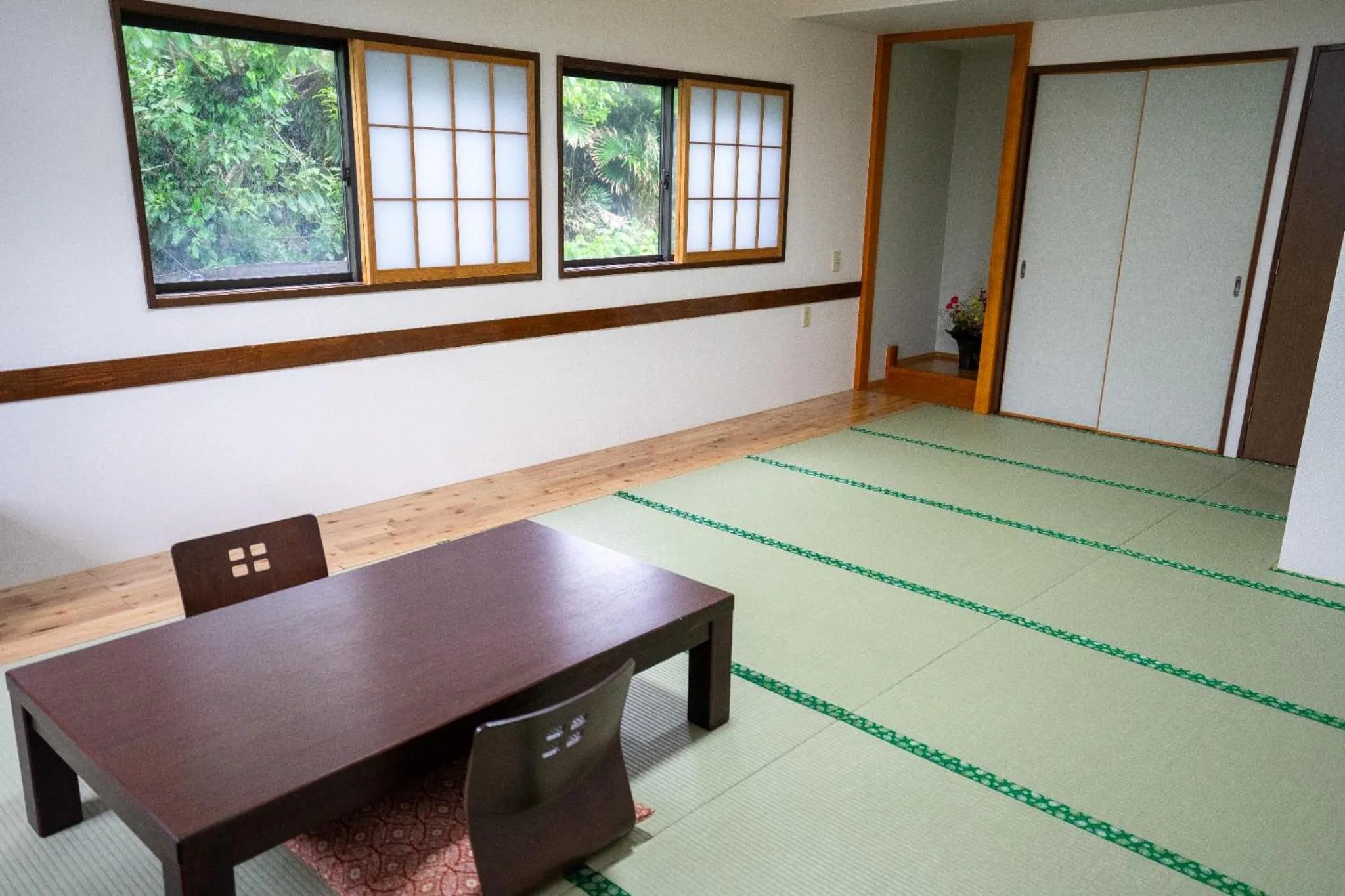 Photo of the whole room in Marine Blue Yakushima