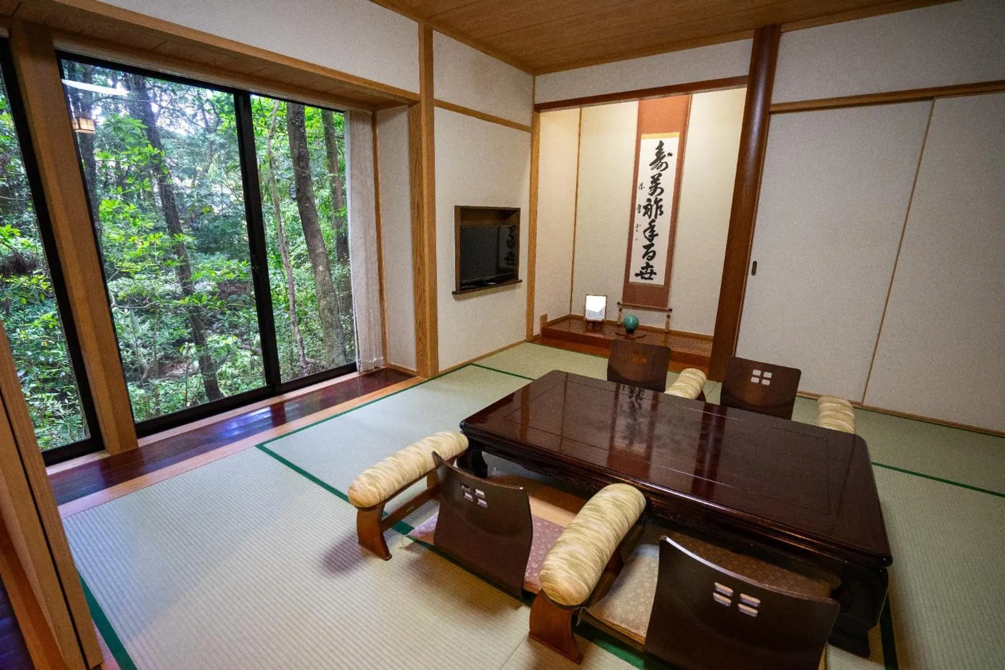 Photo of the whole room in Jomon no Yado Manten