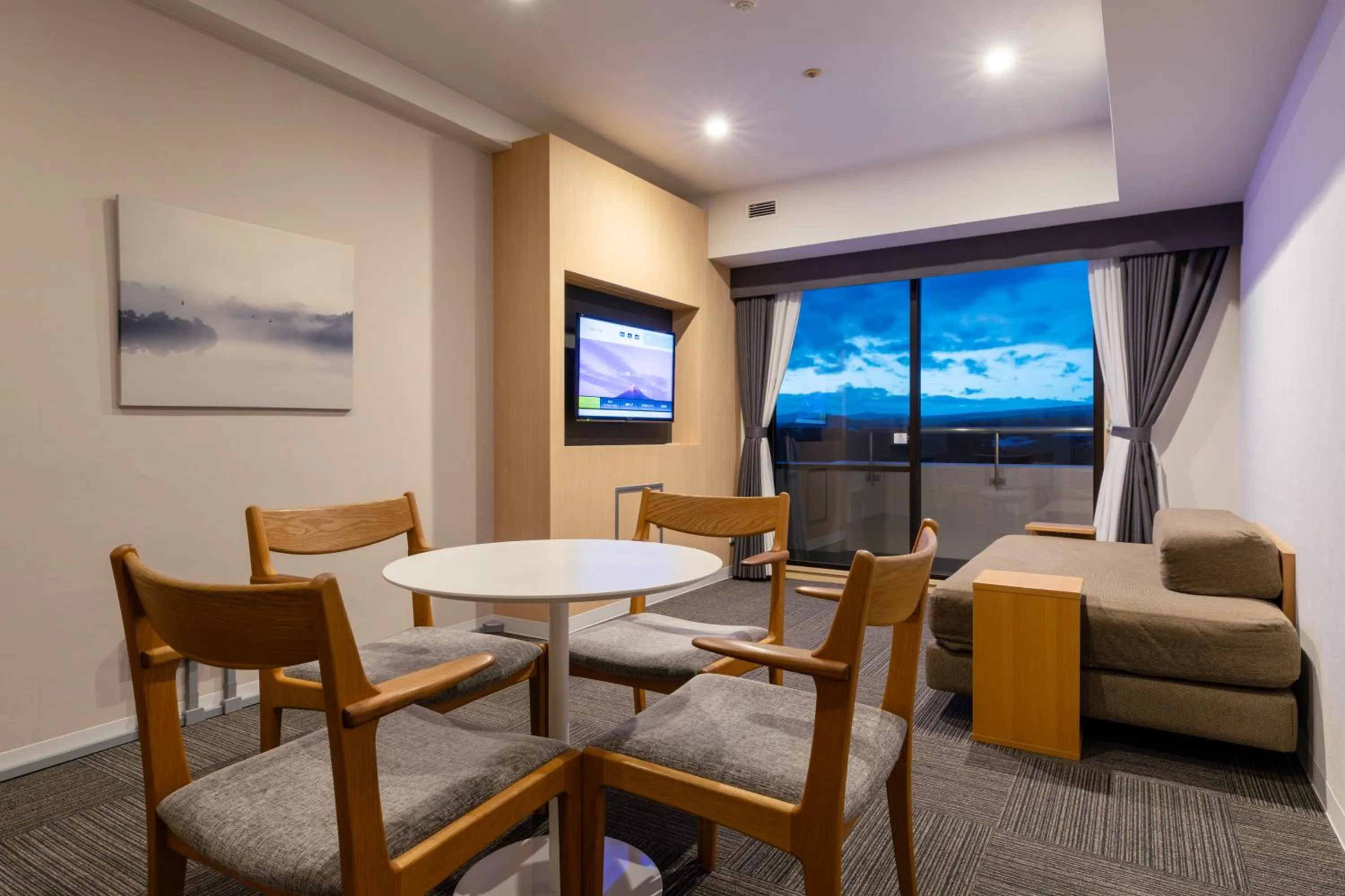 TV and multimedia in Hotel Regina Kawaguchiko