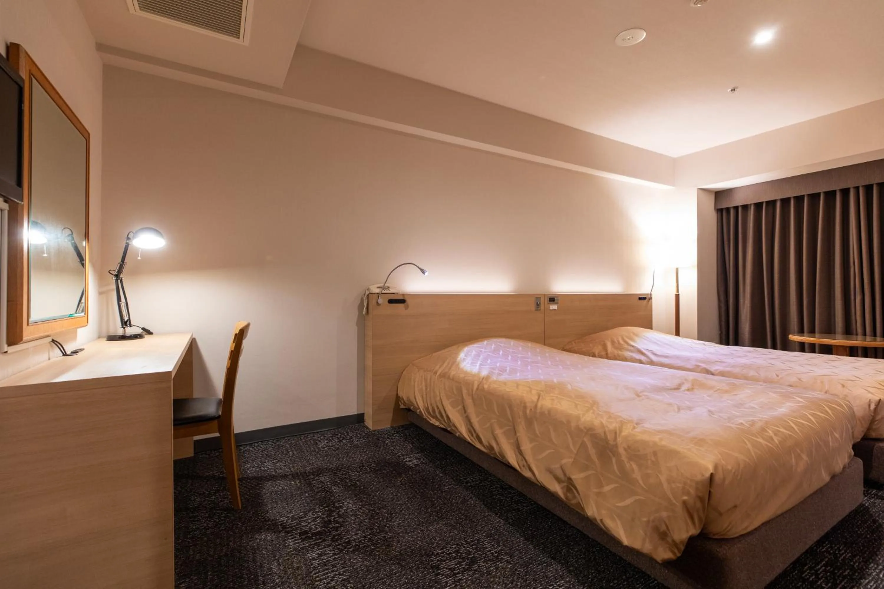 Bedroom, Bed in Hotel Regina Kawaguchiko