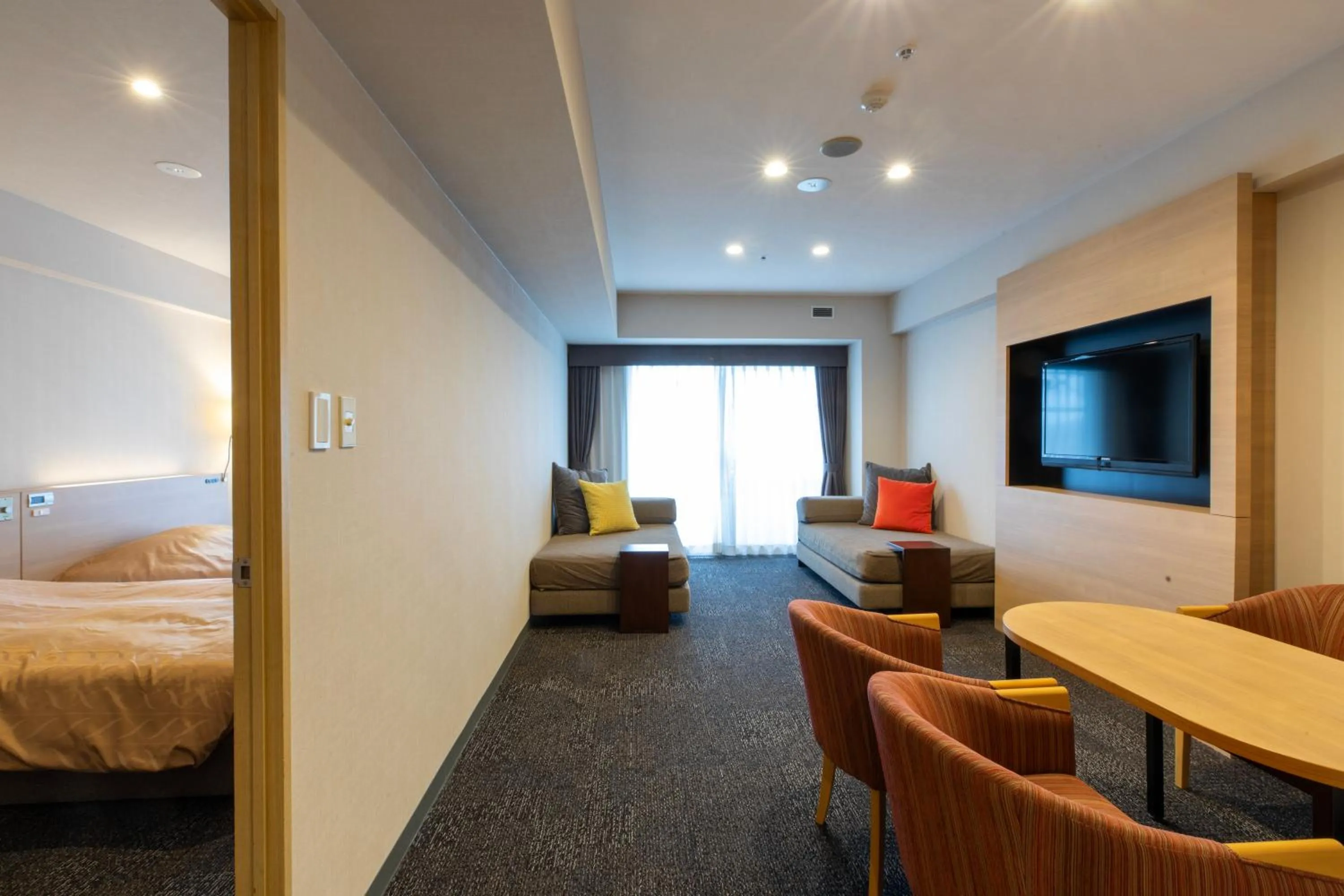 Living room, Bed in Hotel Regina Kawaguchiko