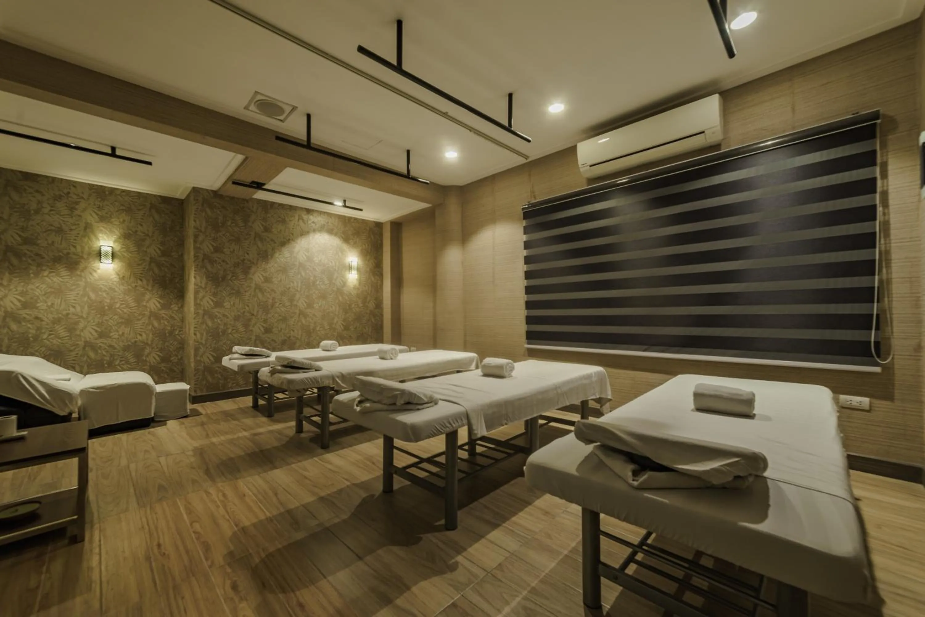 Massage in Villa Caceres Hotel