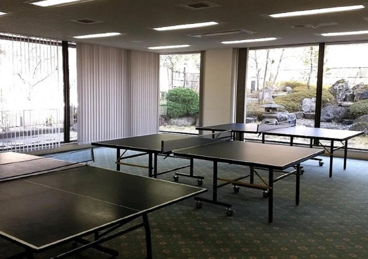 Table tennis in Hotel New Momiji