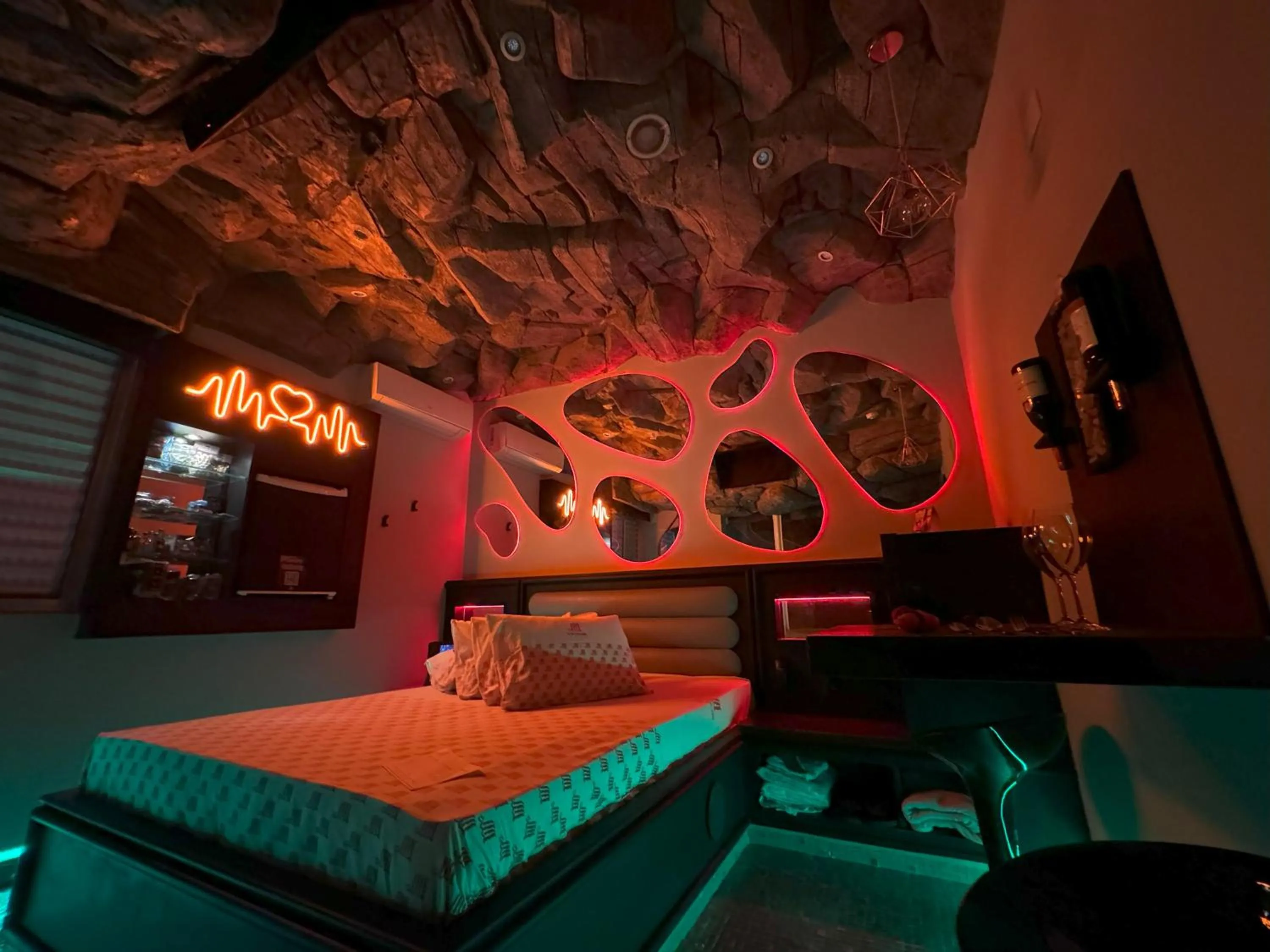 Bed in Cachoeiras Motel - Hotel