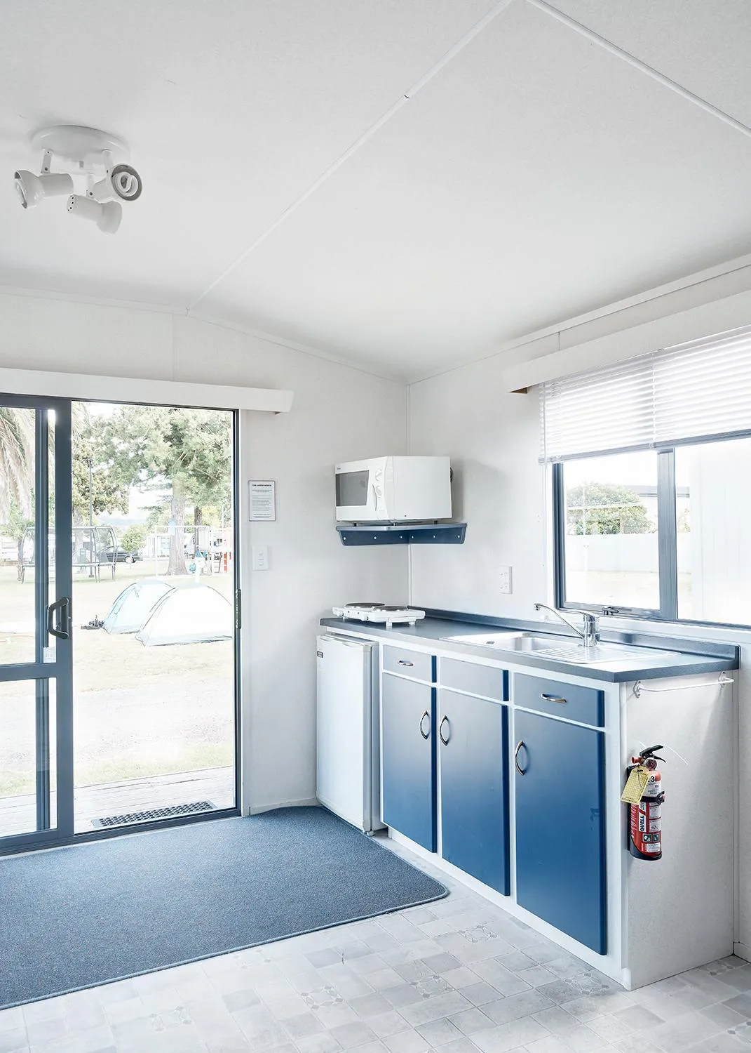Kitchen or kitchenette in Mercury Bay Holiday Park