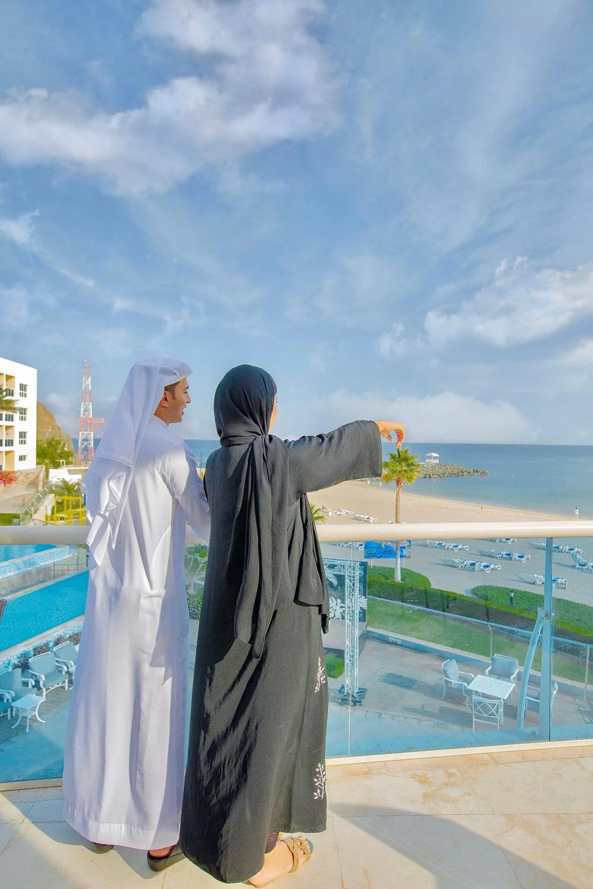 Restaurant/places to eat in Radisson Blu Resort, Fujairah