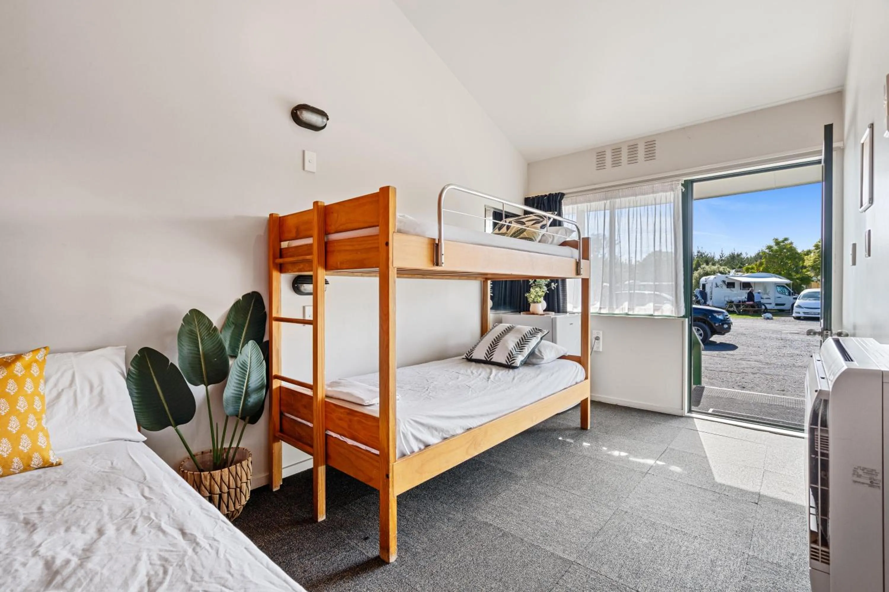 Bed in Tasman Holiday Parks - Miranda