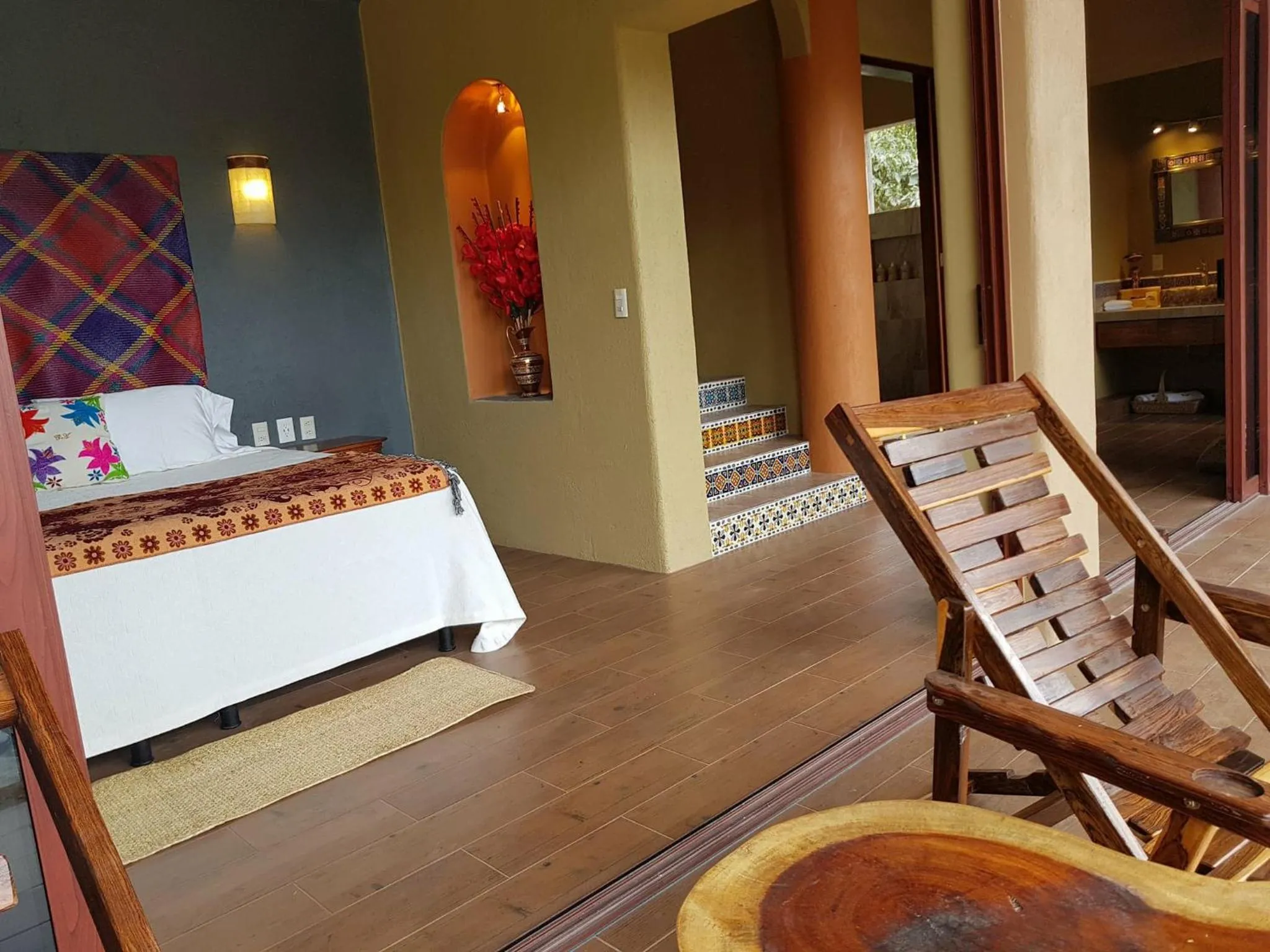 Bed in Casa Arcoiris Zihuatanejo B&B