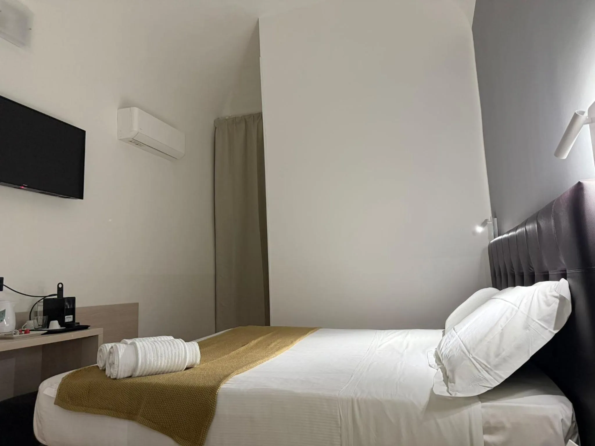 Bedroom, Bed in Conte GuestHouse