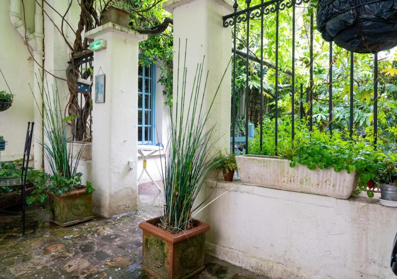 Garden in Nouvel Hôtel