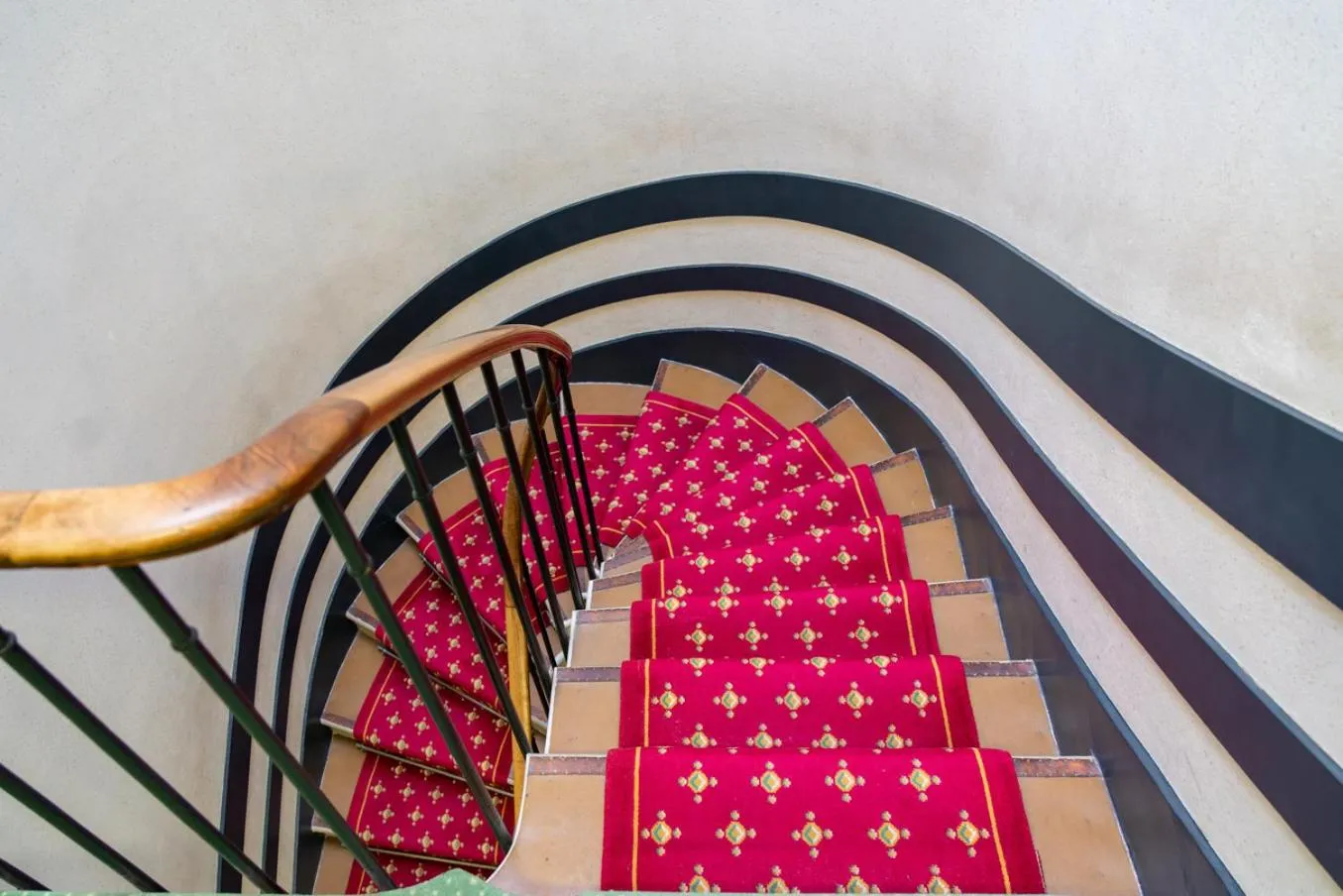 Property building in Nouvel Hôtel