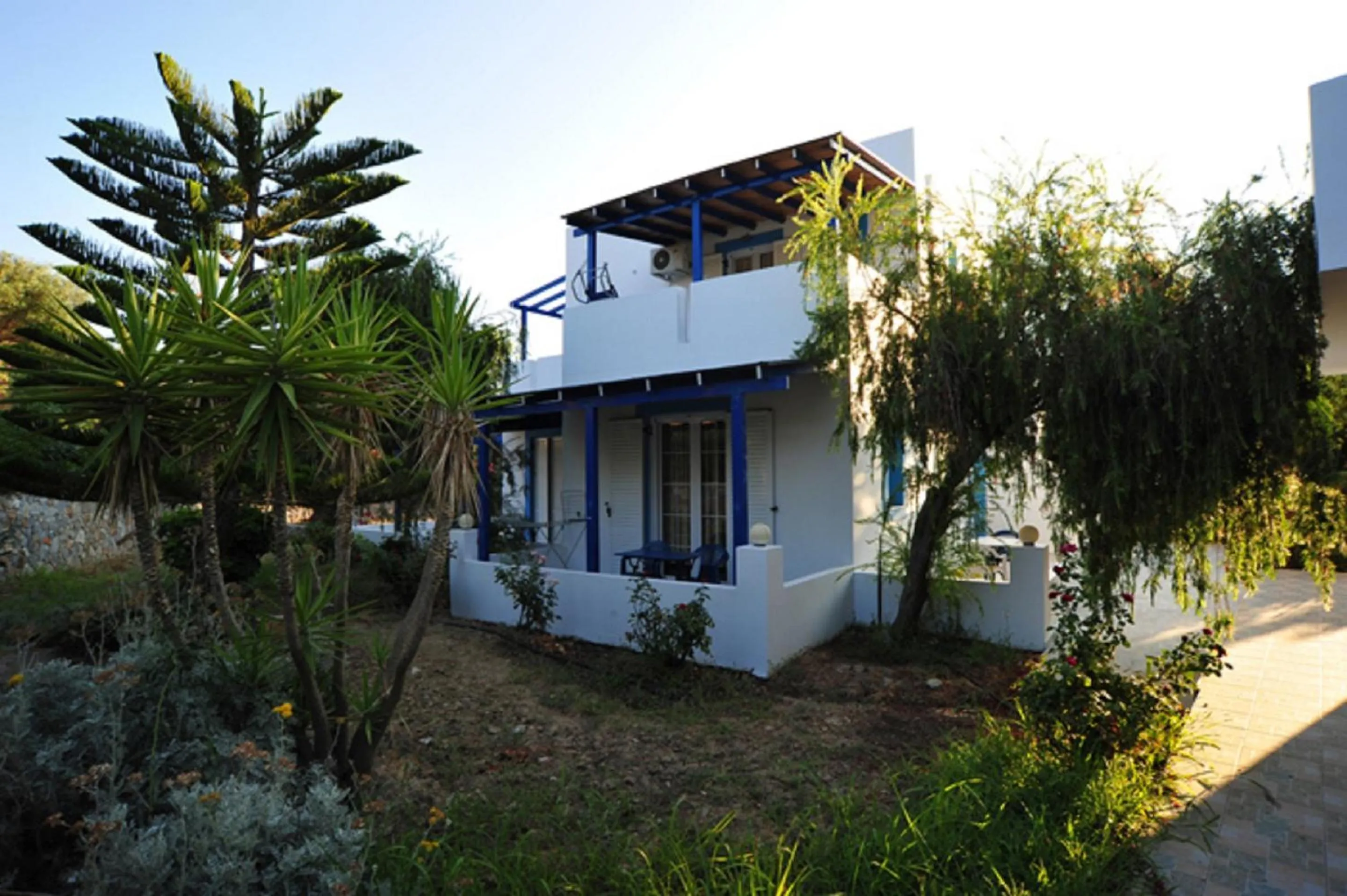 Property building in Anna Ageliki