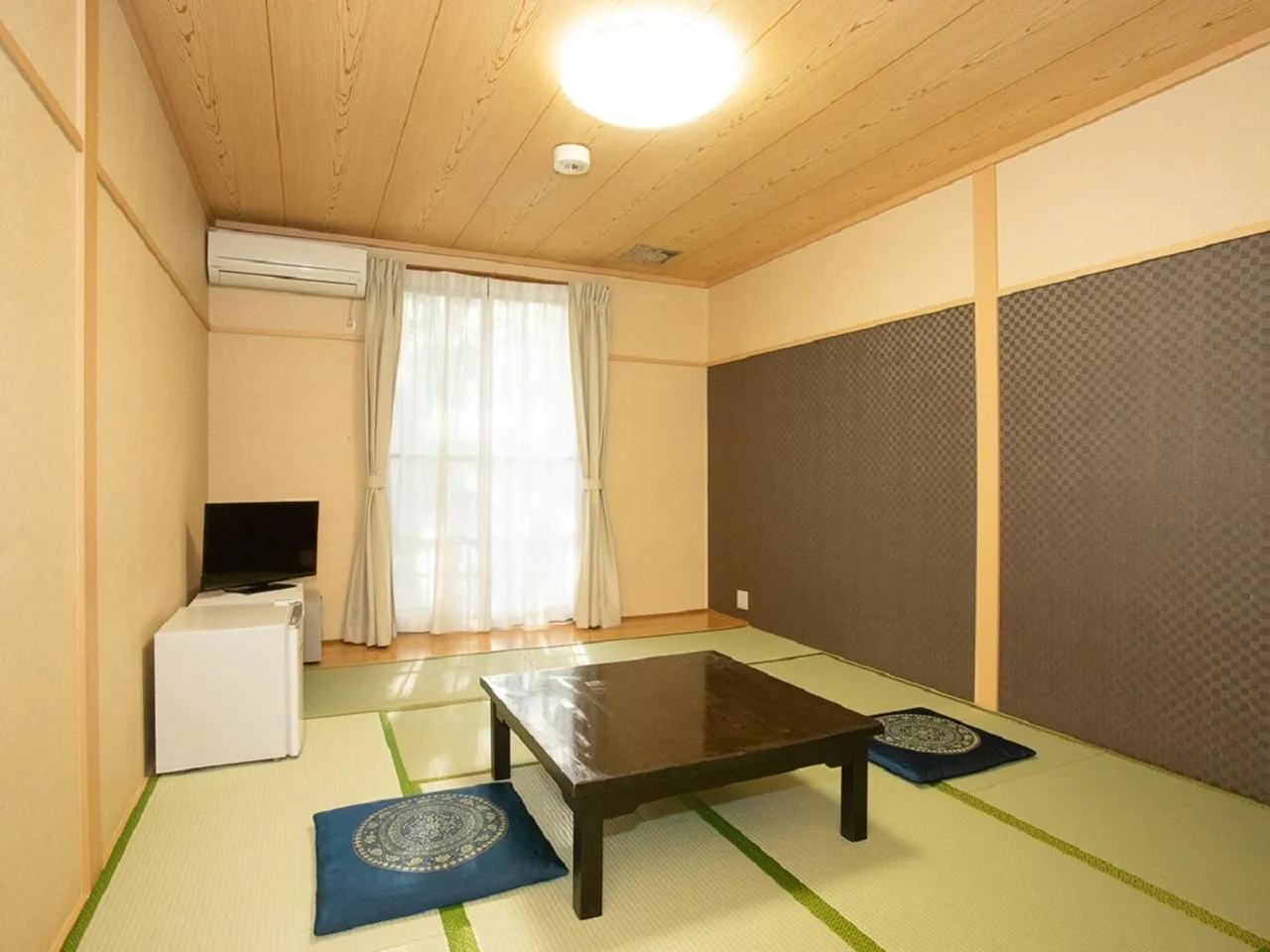 Photo of the whole room in Hotel Okukujikan