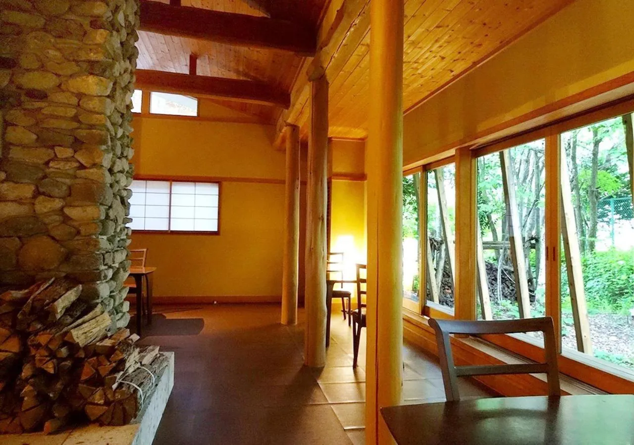 Restaurant/places to eat in Hotel Yunishigawa