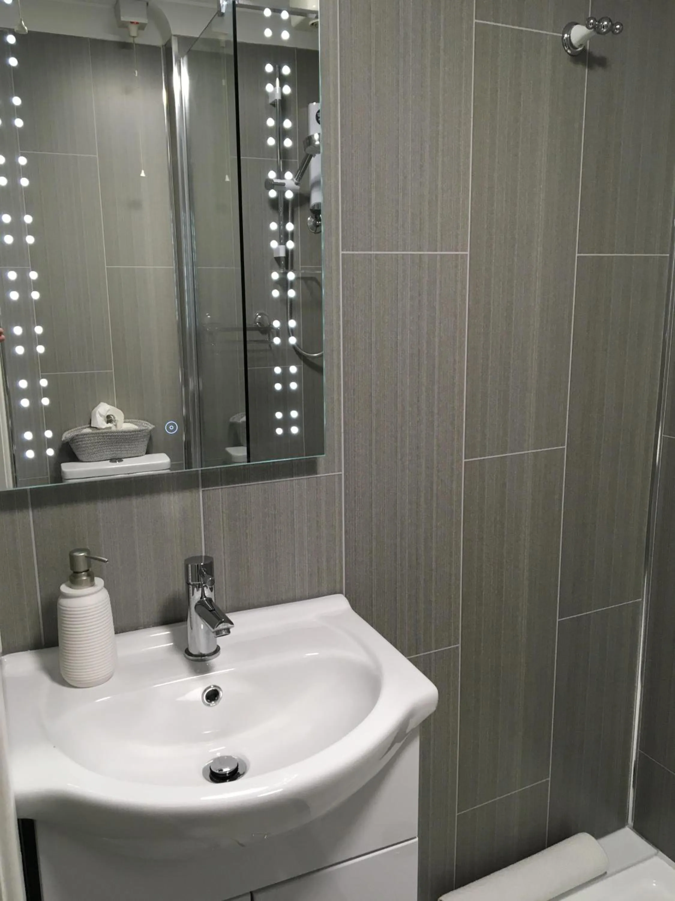 Bathroom in Mode - The Old School House