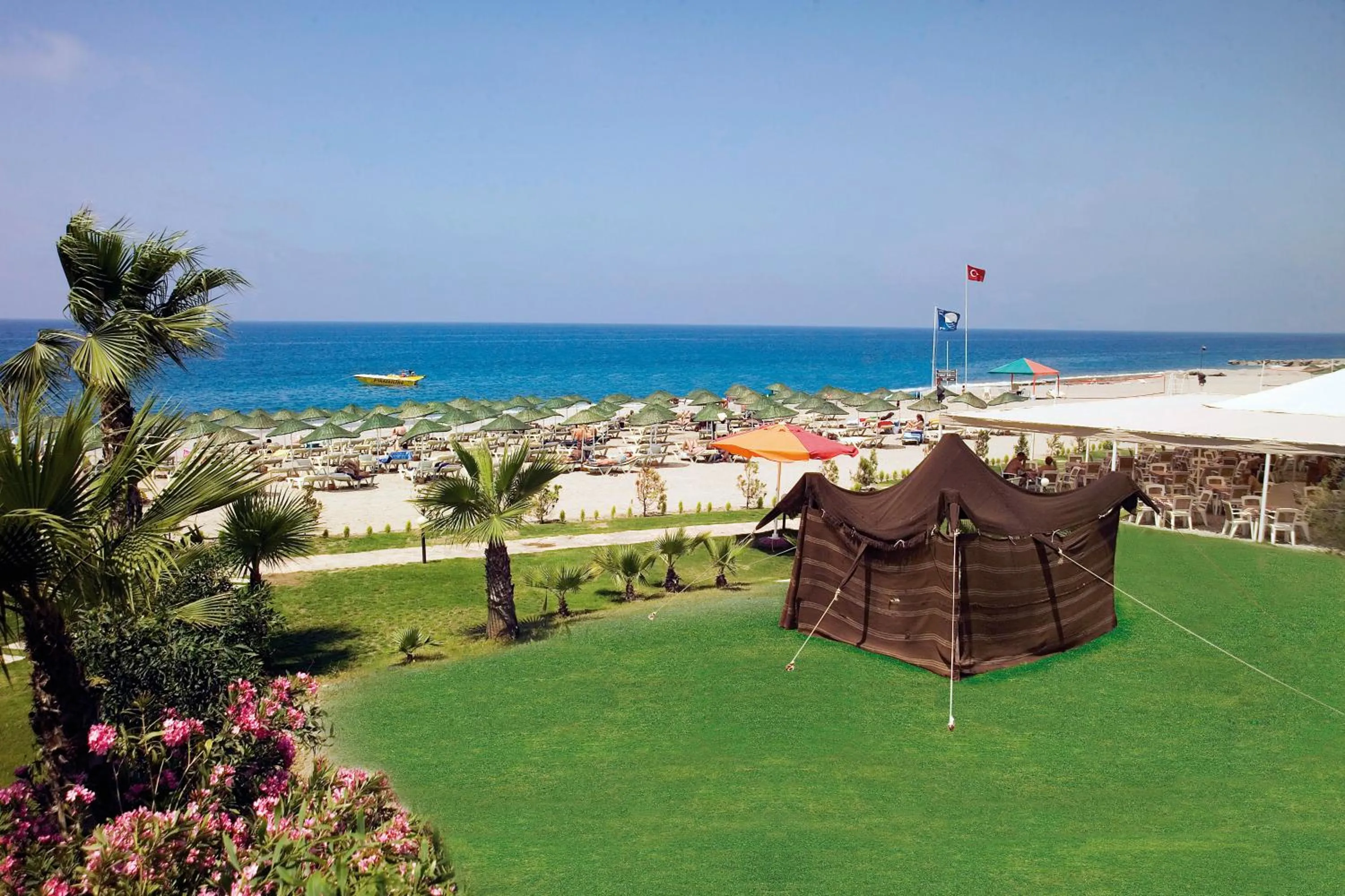 Day in Club Titan Hotel Ultra All Inclusive