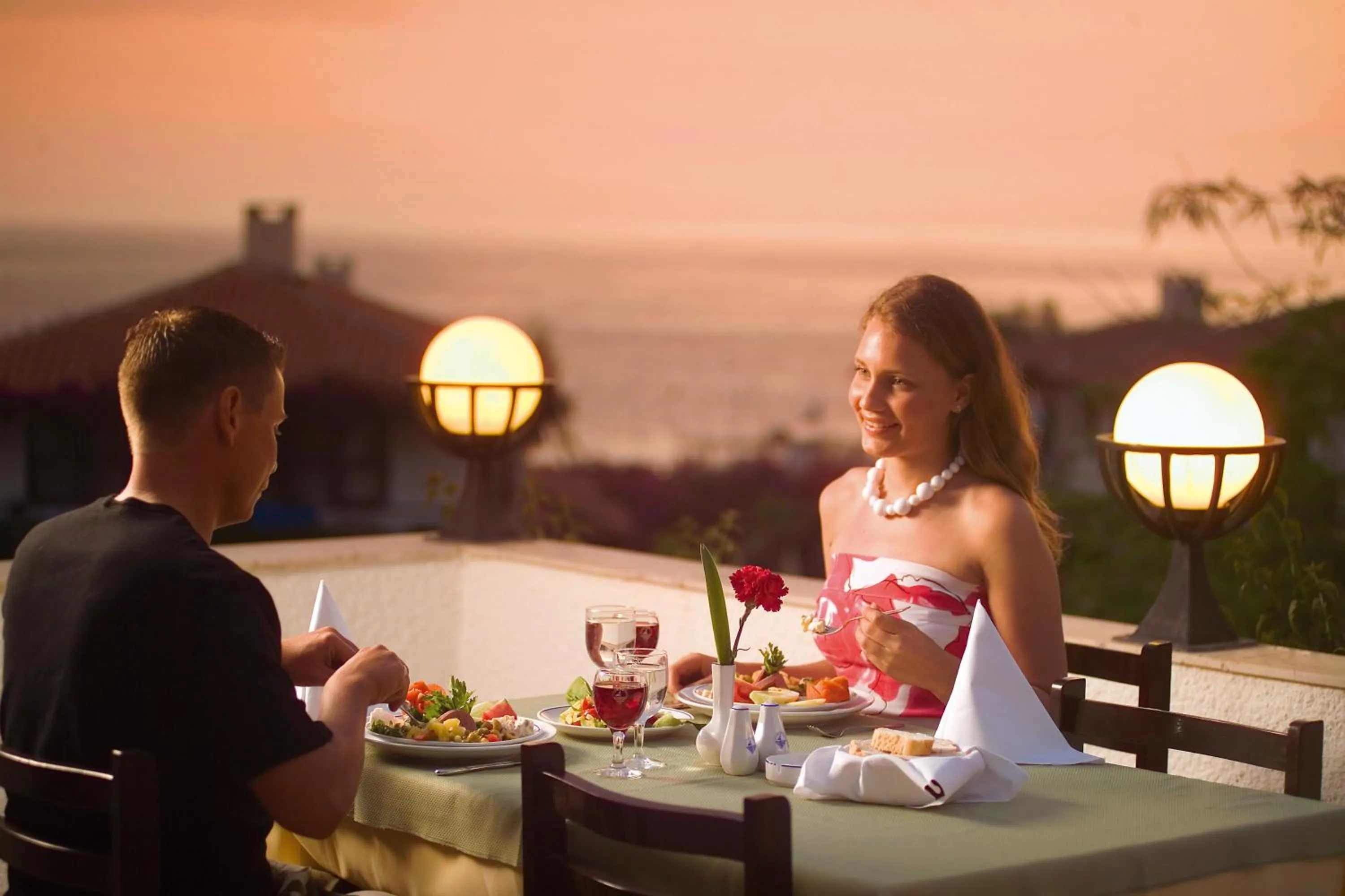 Restaurant/places to eat in Club Titan Hotel Ultra All Inclusive