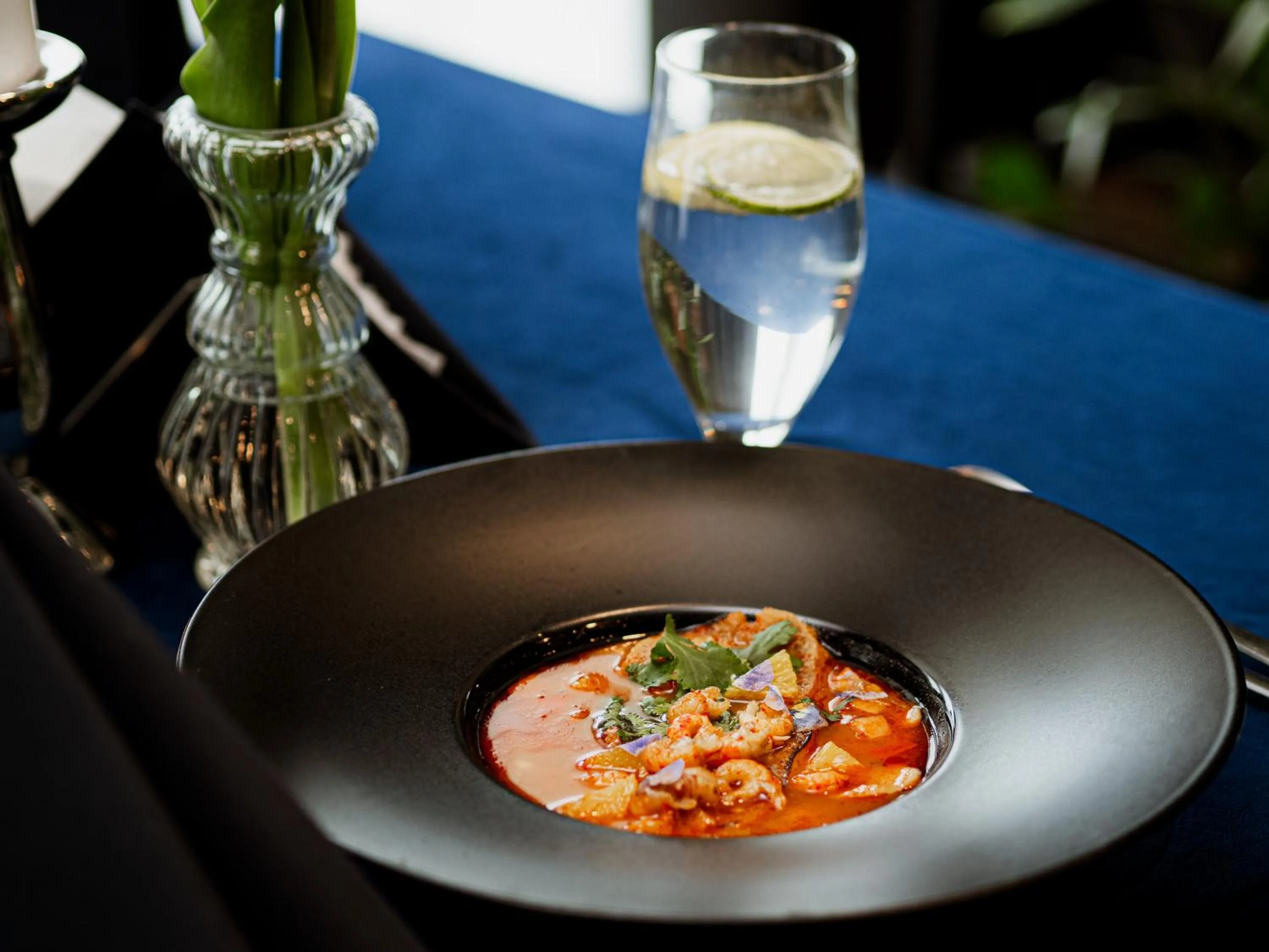 Restaurant/places to eat in Hotel Scout