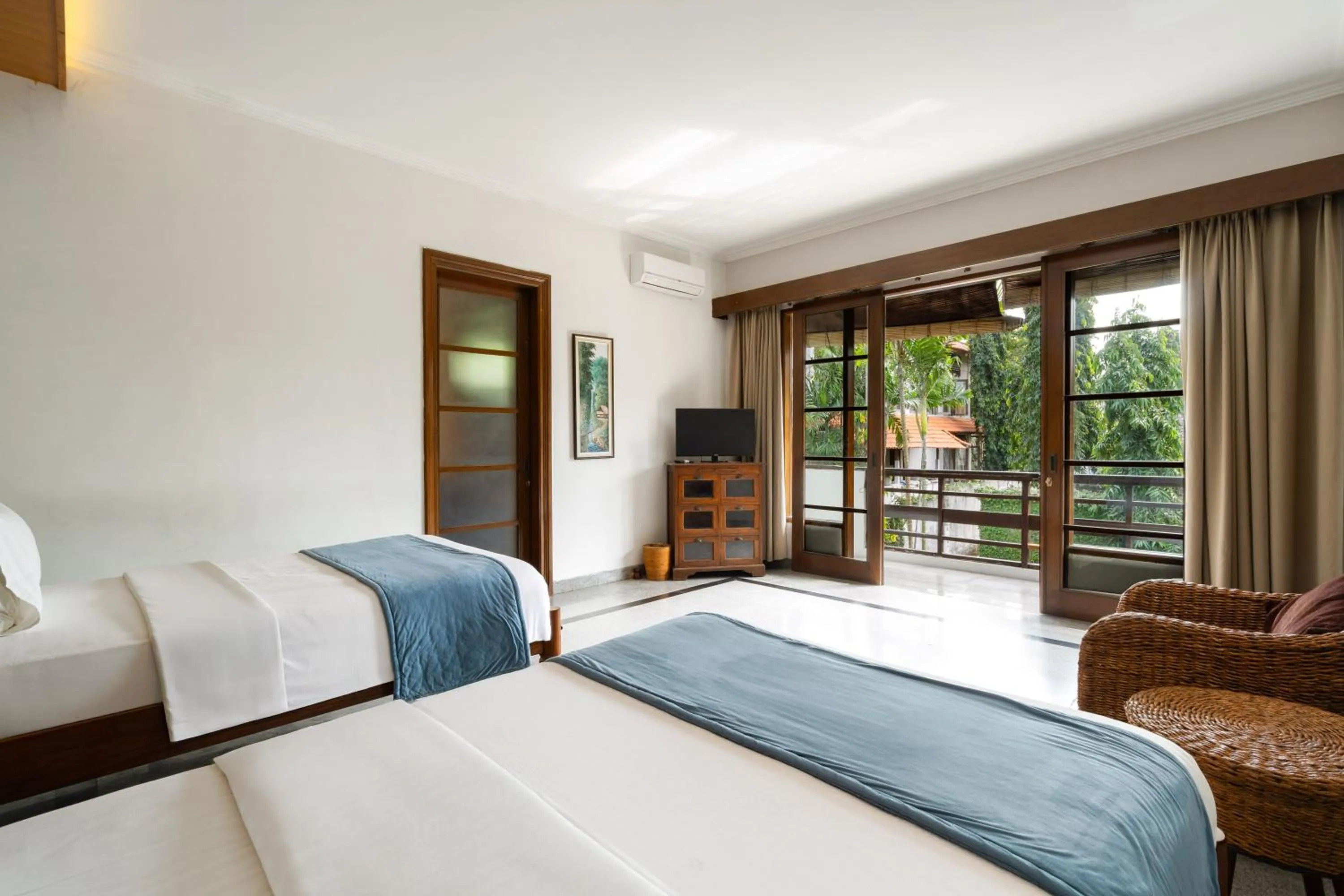 Bedroom, Bed in Kecapi Villa Seminyak by Ini Vie Hospitality