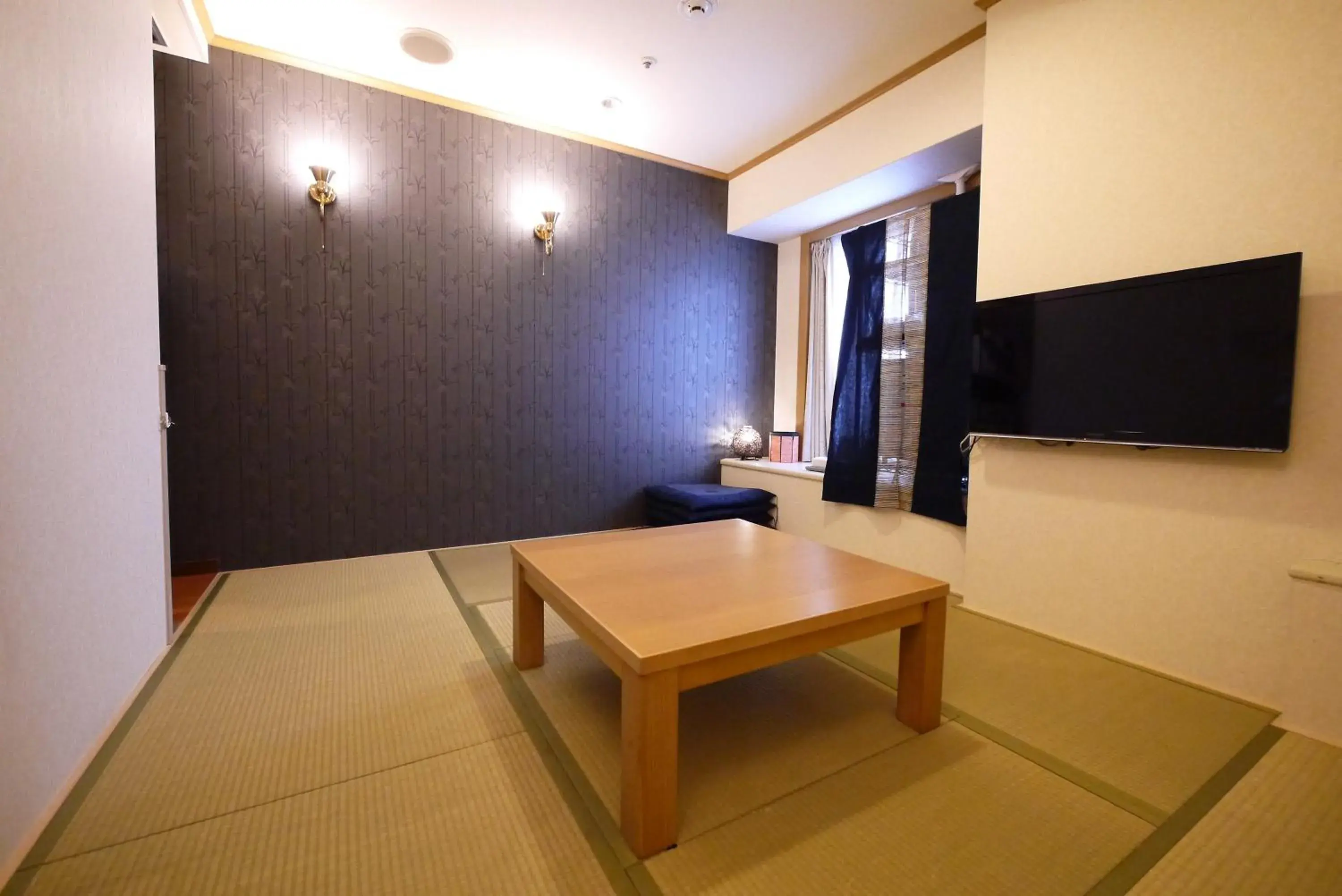 Japanese-Style Twin Room with Tatami Area - single occupancy - Non-Smoking in U-Community Hotel Japanese-Style Twin Room with Tatami Area - single occupancy - Non-Smoking in U-Community Hotel