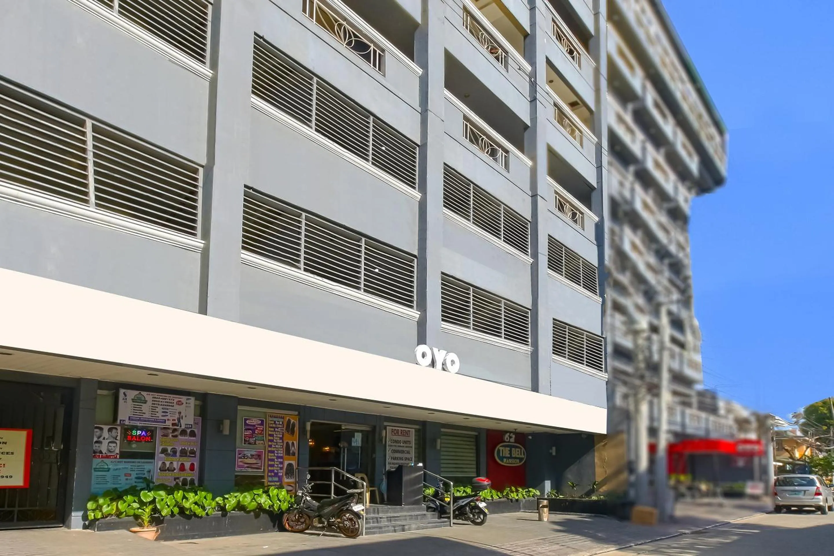 Facade/entrance in Super OYO 791 Bell Mansion